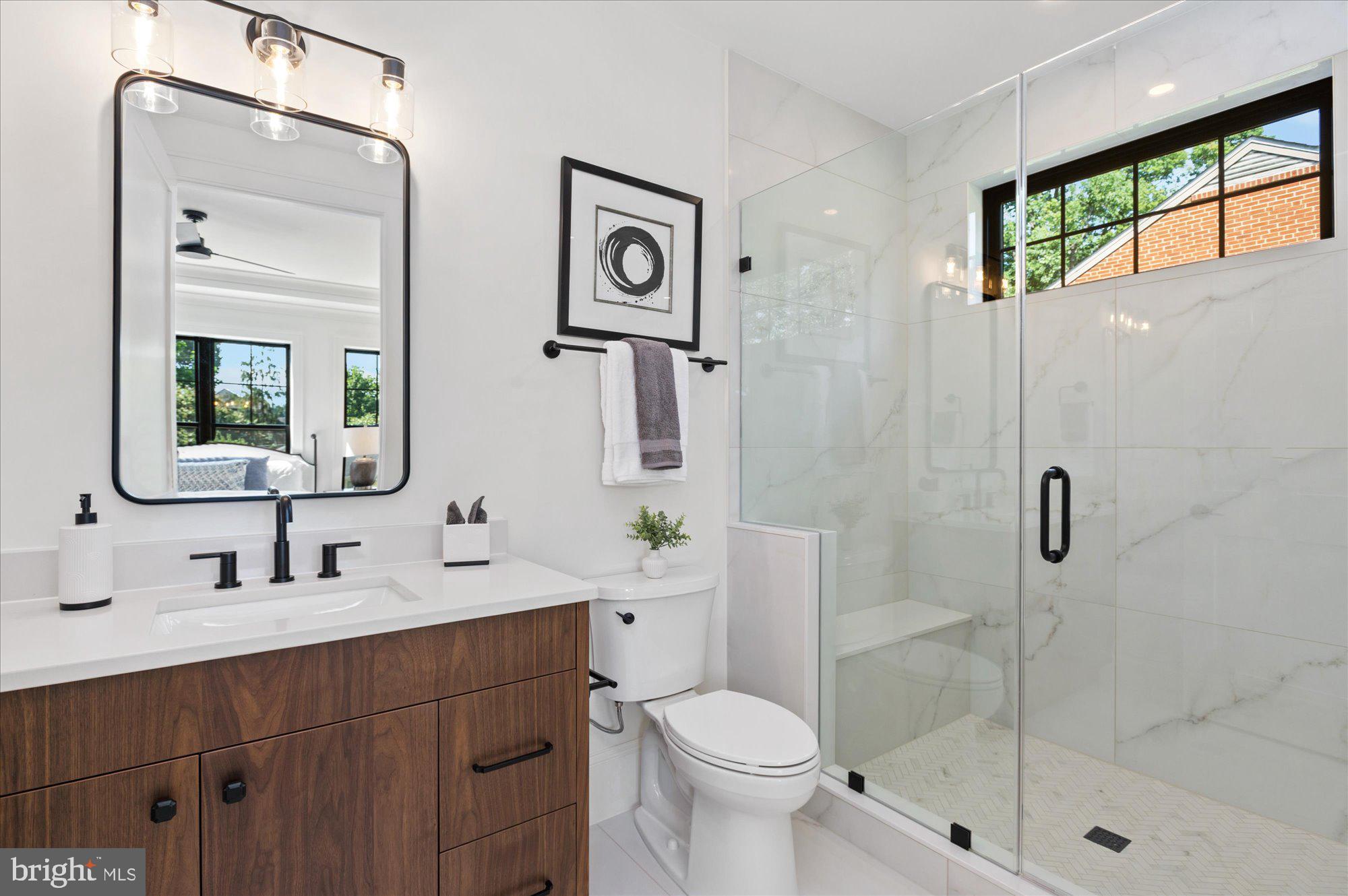 JAMESTOWN VILLAGE - Residential