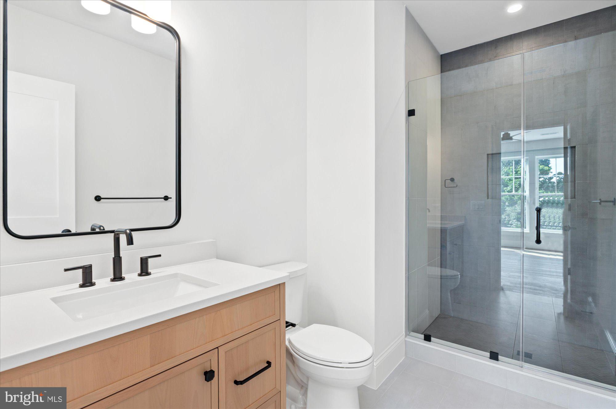 JAMESTOWN VILLAGE - Residential