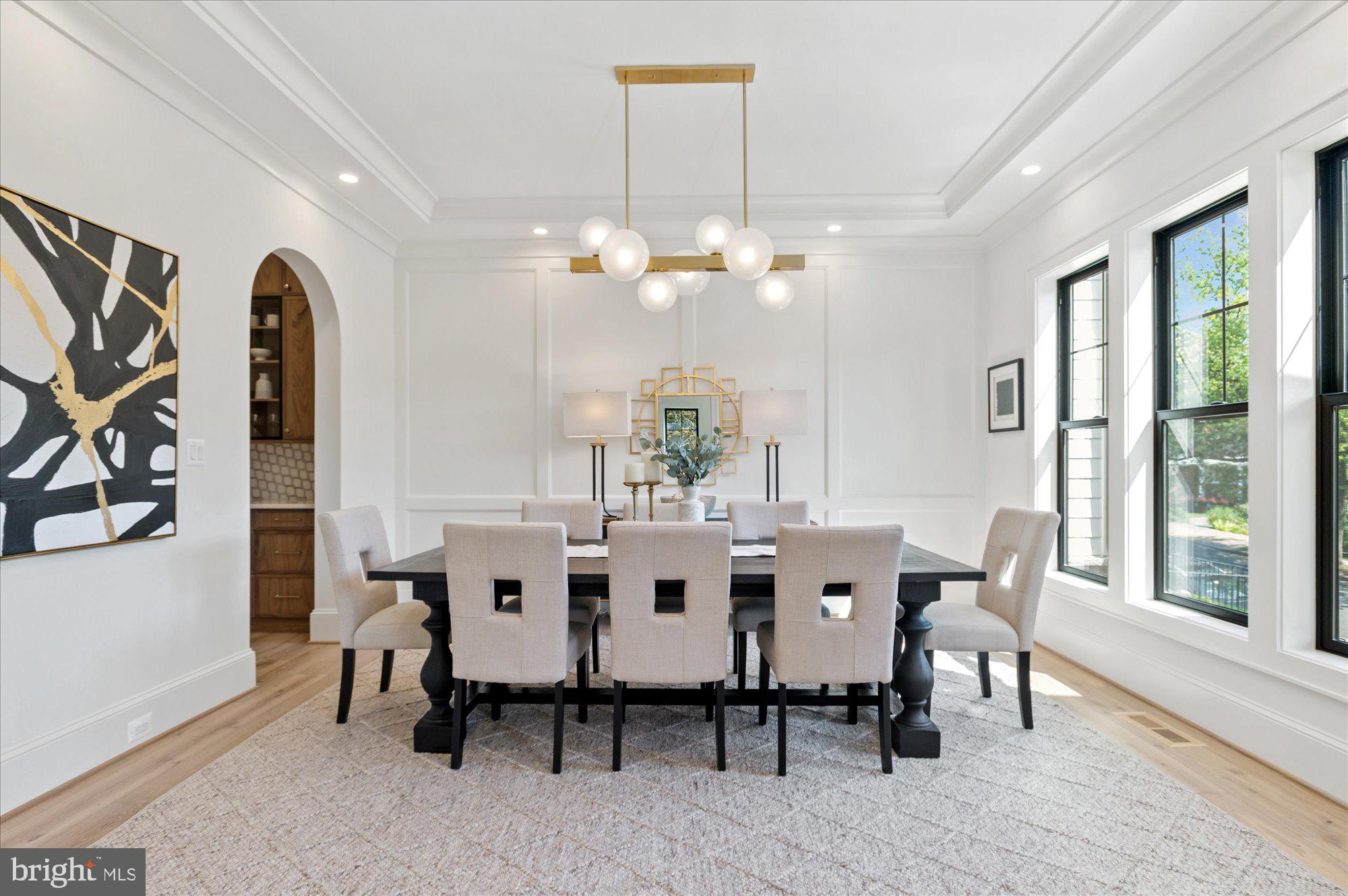 JAMESTOWN VILLAGE - Residential