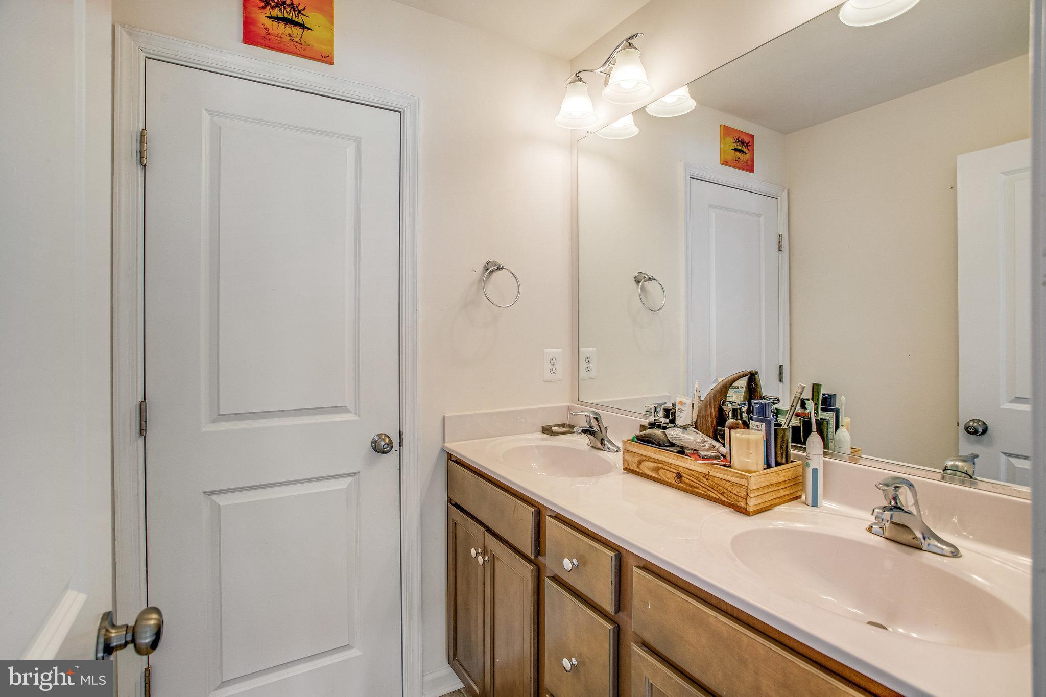 AVALON WOODS - Residential