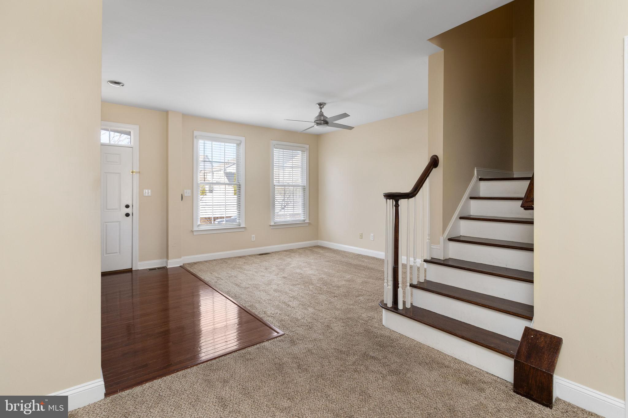 TOWN CENTER - Residential Lease