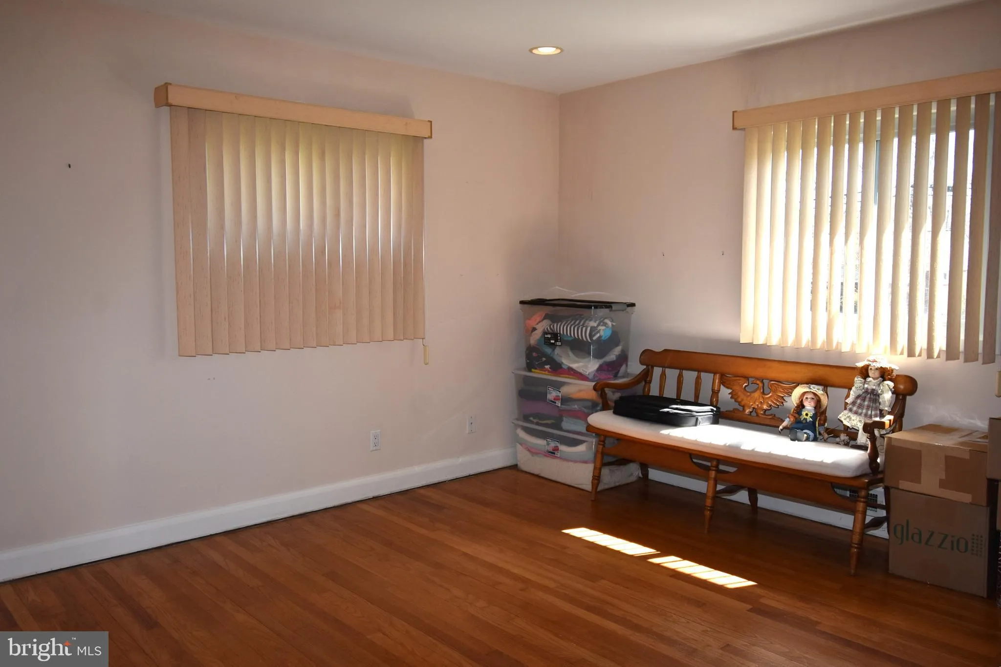 Perry Hall, Maryland 21128, United States, 3 Bedrooms Bedrooms, ,2 BathroomsBathrooms,Residential,Pending,101020