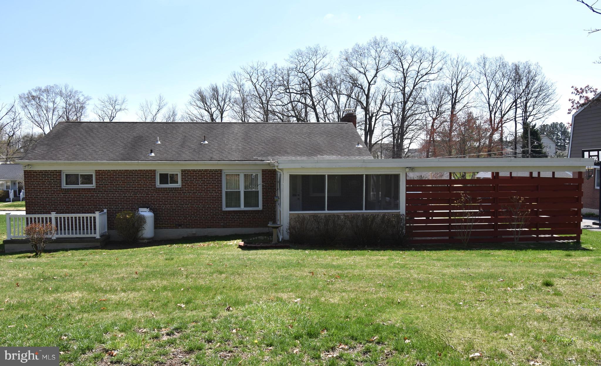 RICHLYN MANOR - Residential