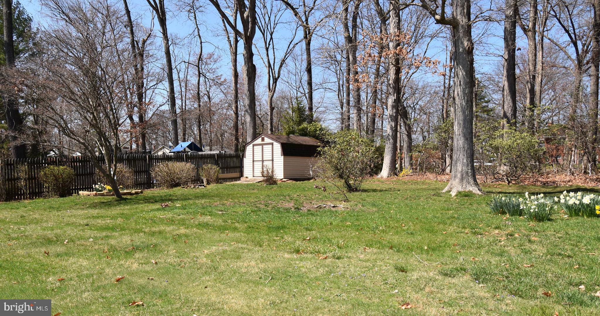 RICHLYN MANOR - Residential