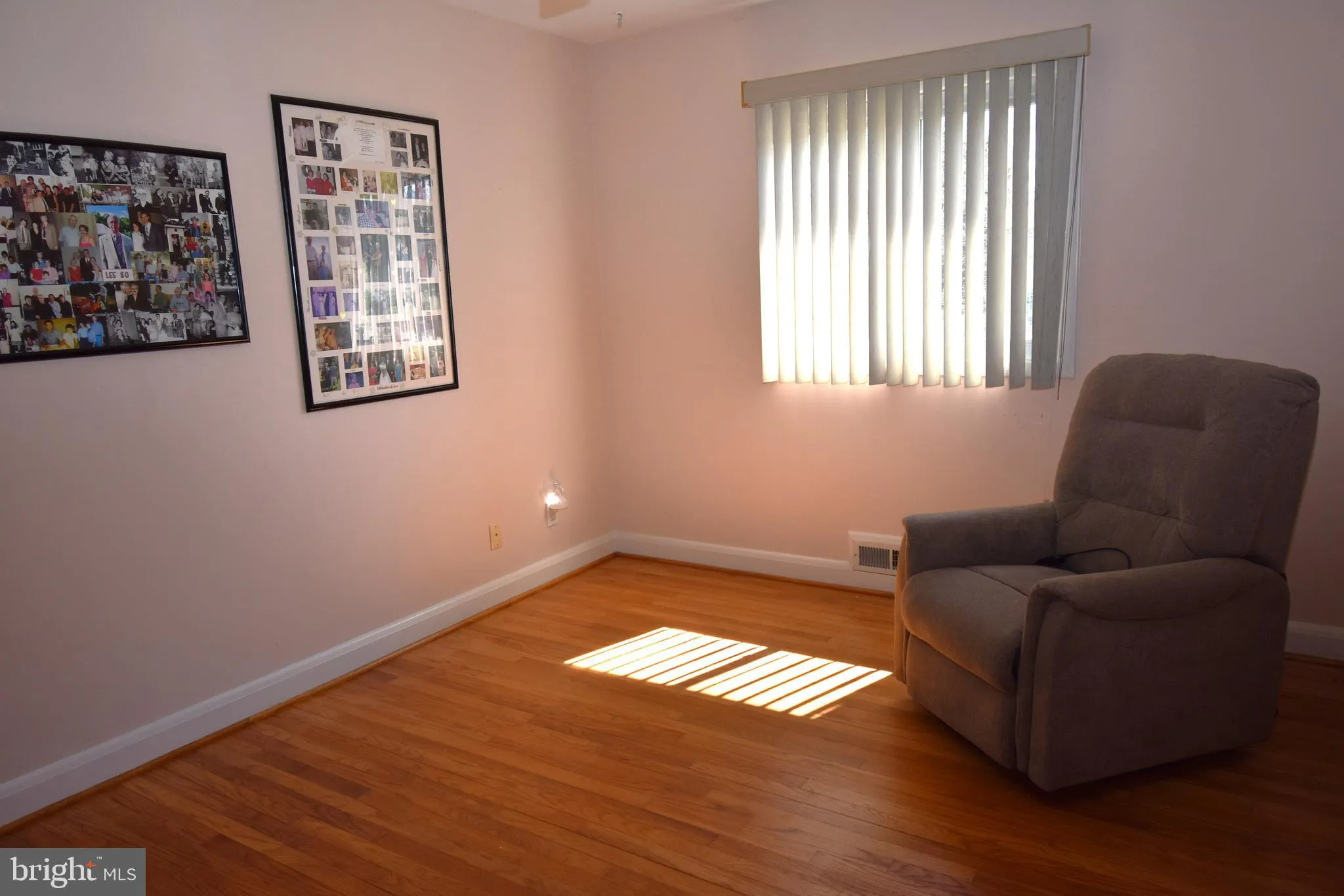 Perry Hall, Maryland 21128, United States, 3 Bedrooms Bedrooms, ,2 BathroomsBathrooms,Residential,Pending,101020