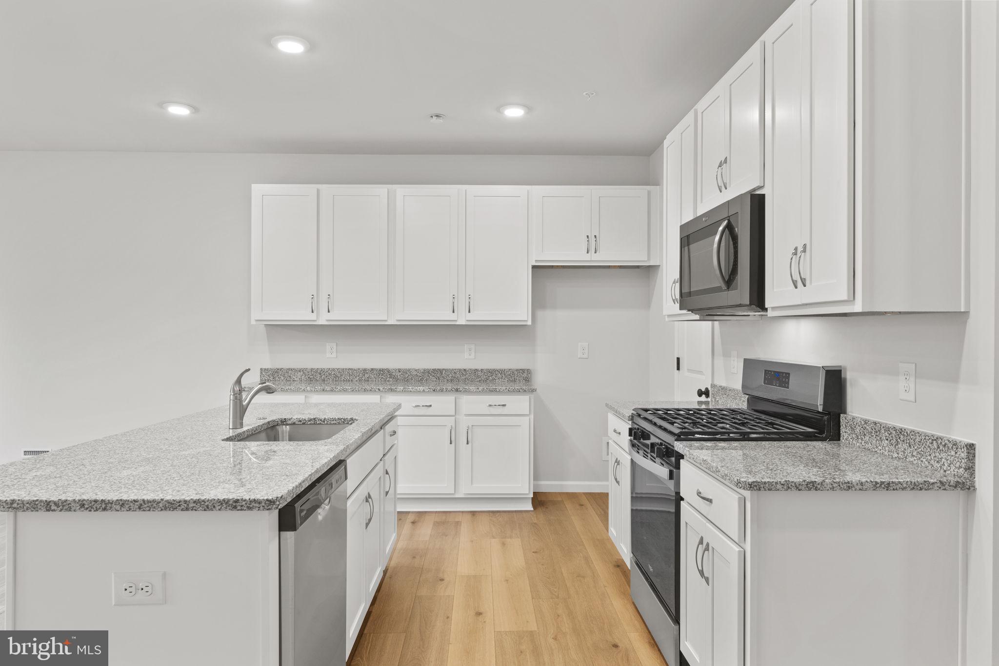 PERRY MILL - Residential