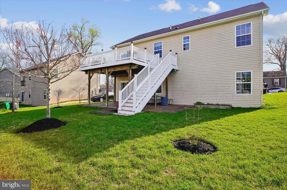 CRESTWOOD - Residential