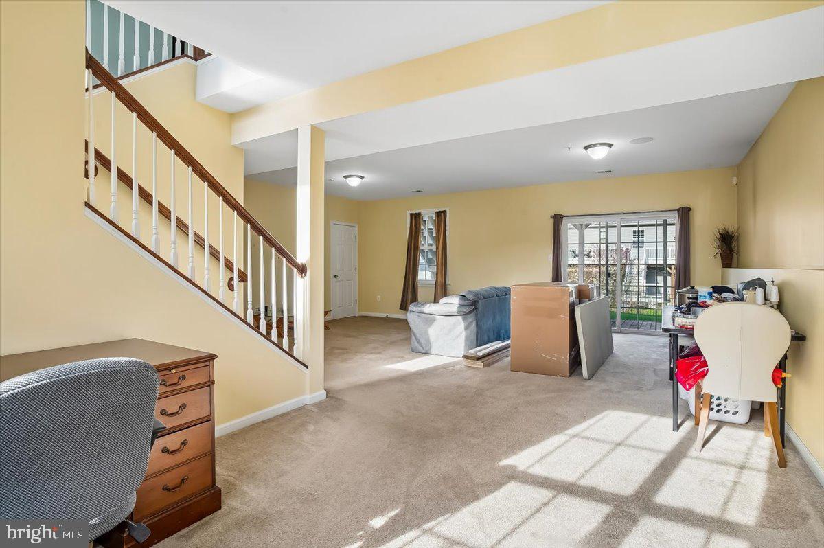 CRESTWOOD - Residential