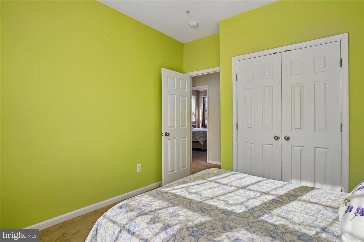 CRESTWOOD - Residential