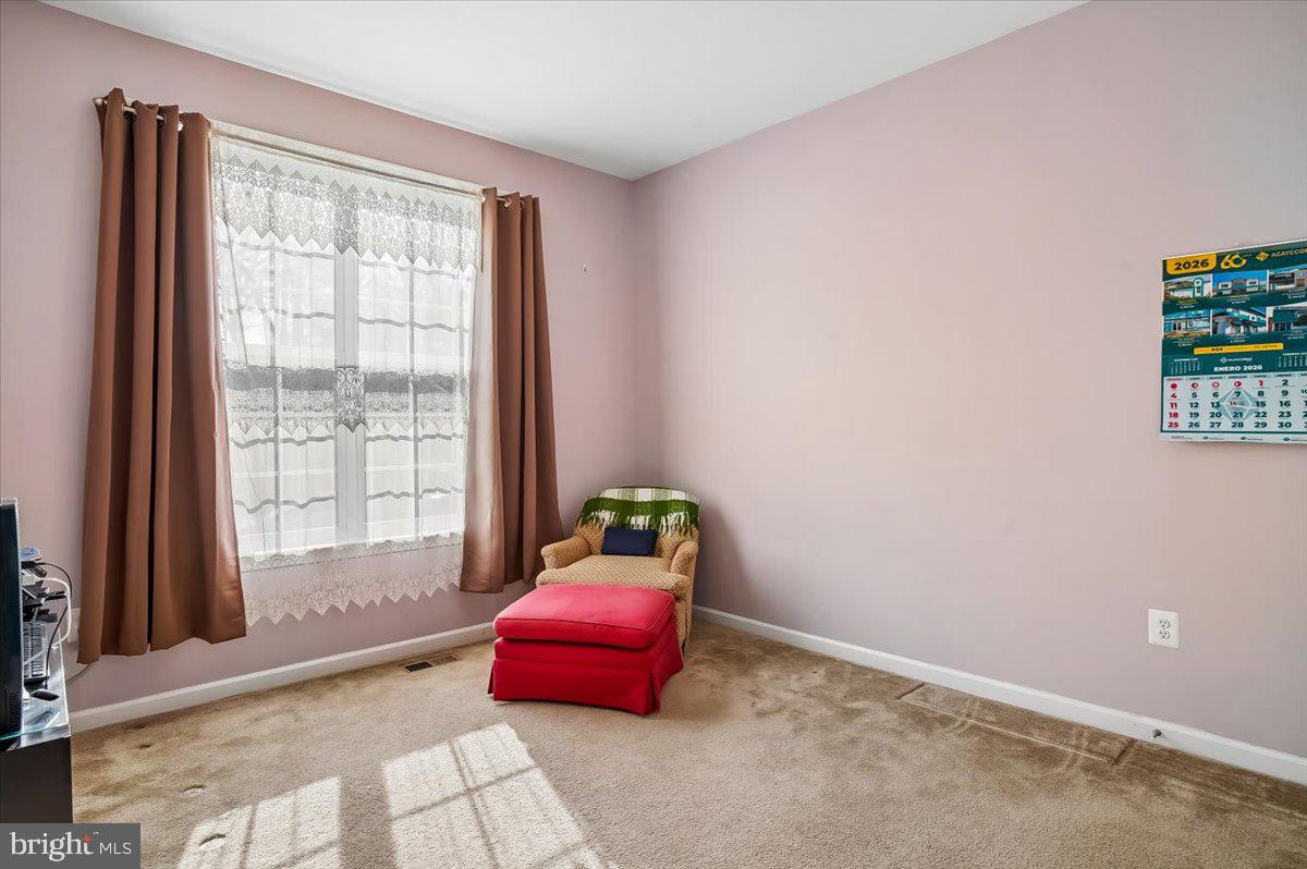 CRESTWOOD - Residential