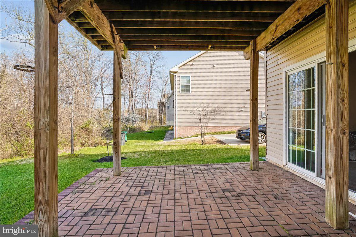 CRESTWOOD - Residential