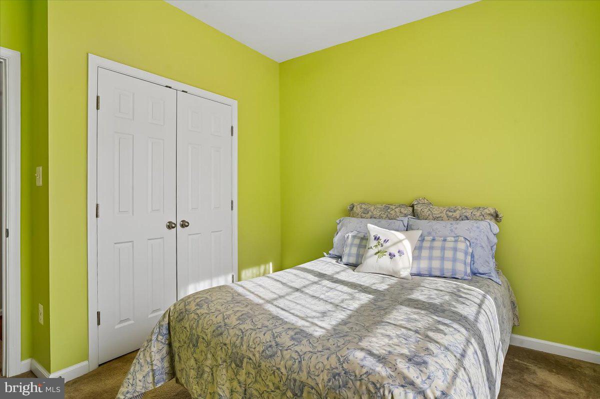 CRESTWOOD - Residential