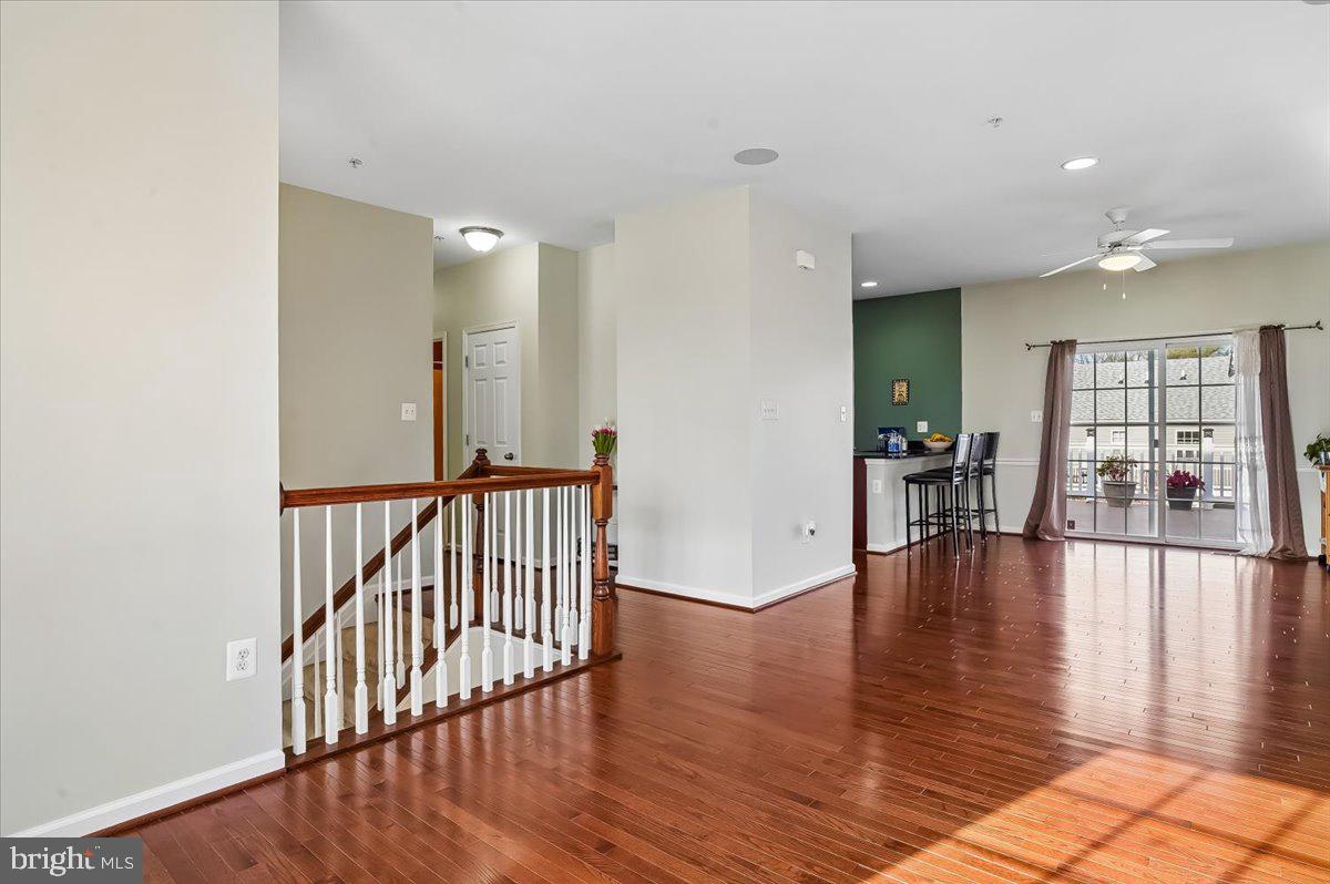 CRESTWOOD - Residential