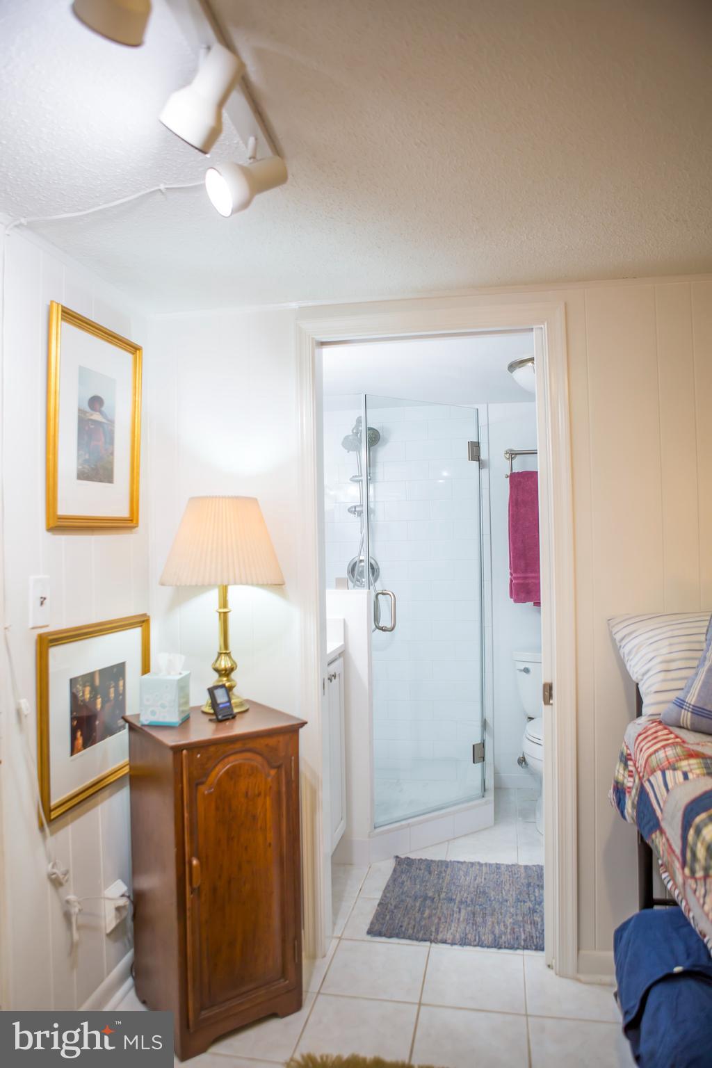 FAIRLINGTON - Residential Lease