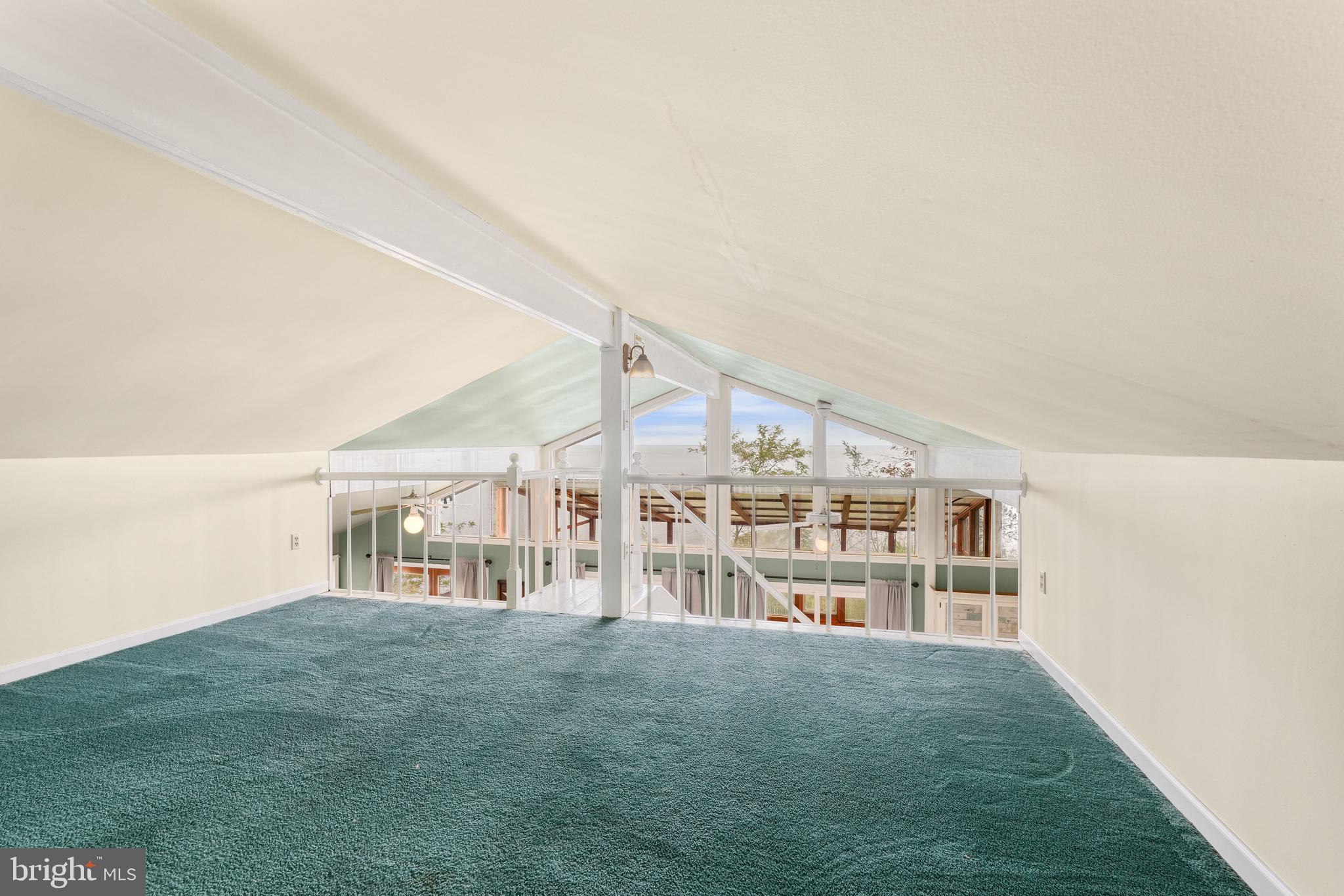 WESTERN SHORES - Residential