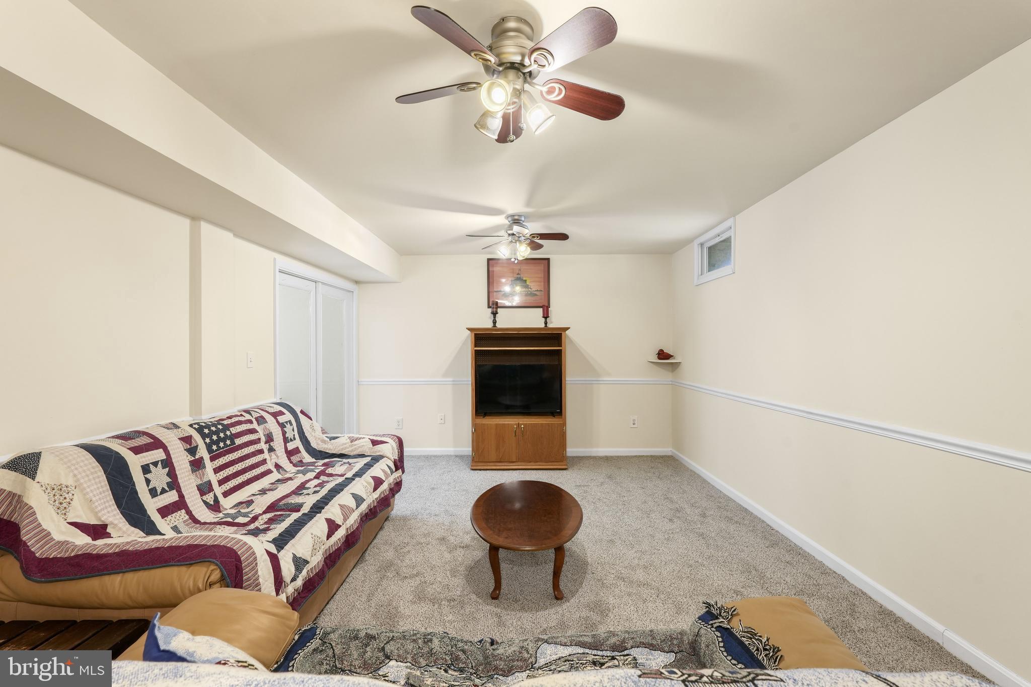 WESTERN SHORES - Residential