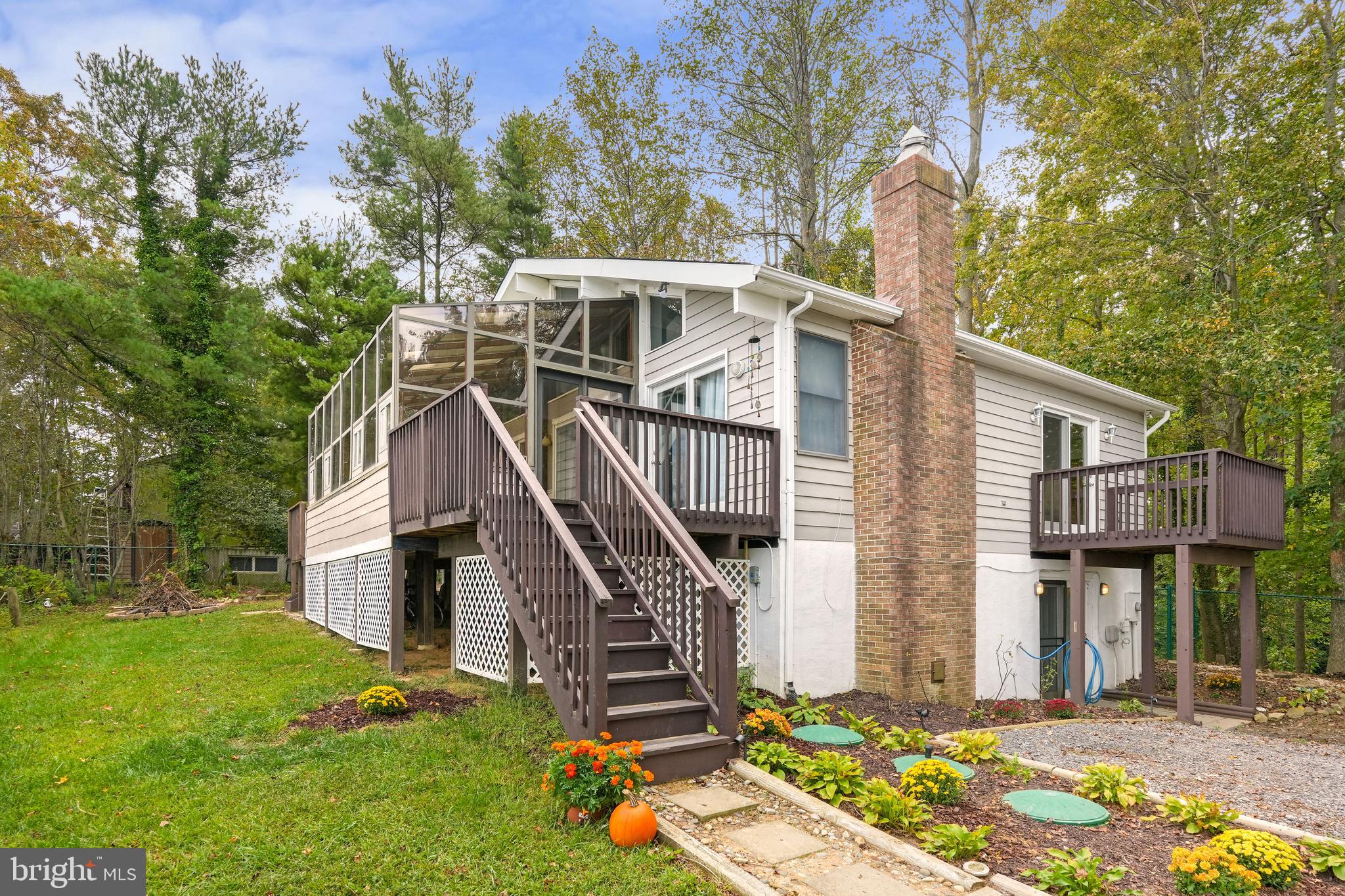 WESTERN SHORES - Residential