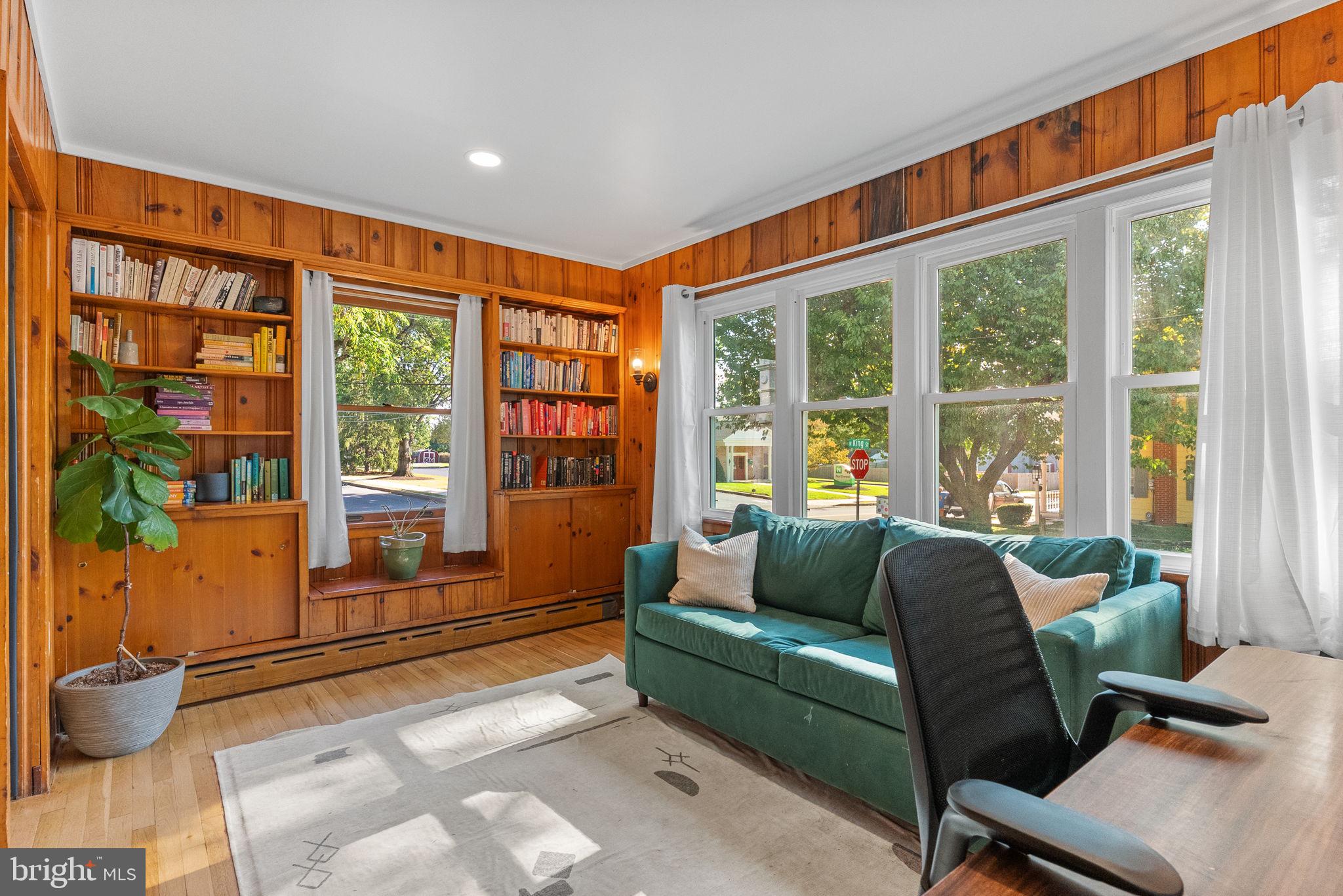 MAYTOWN - Residential