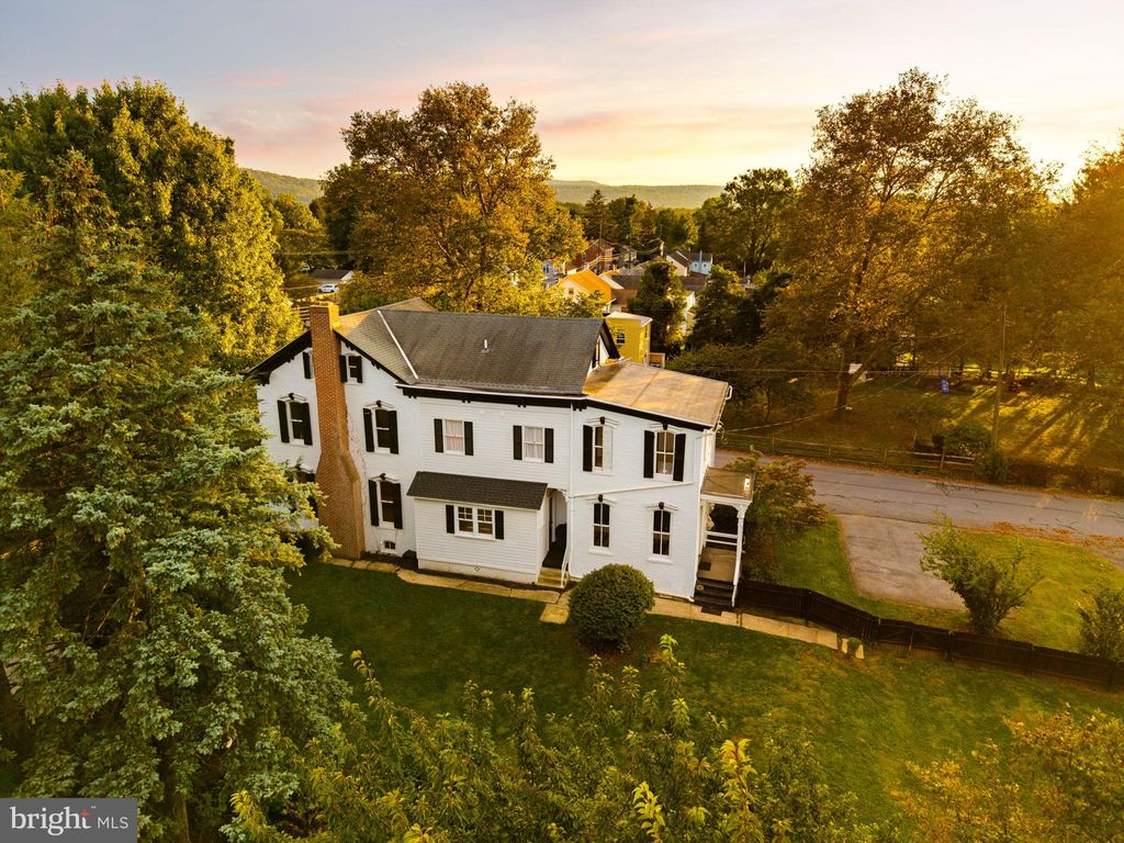 Photo of 25 W High Street, MARIETTA, PA 17547 (MLS # PALA2077008)