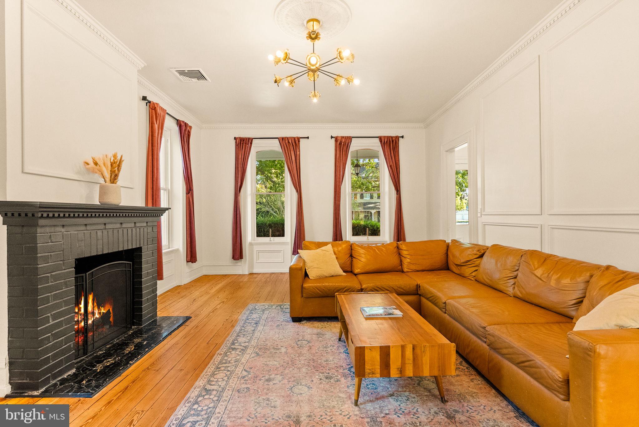 MAYTOWN - Residential