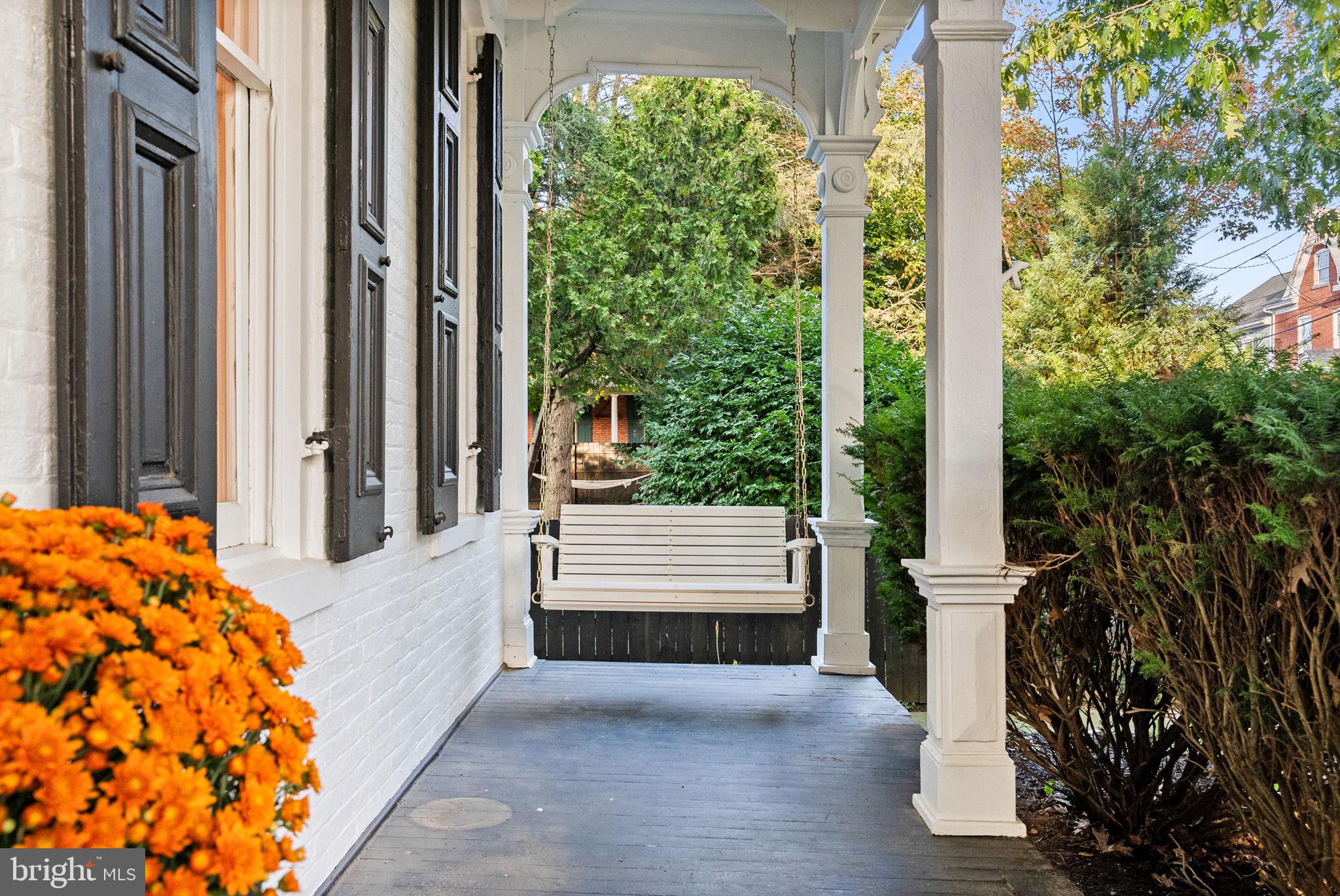 MAYTOWN - Residential