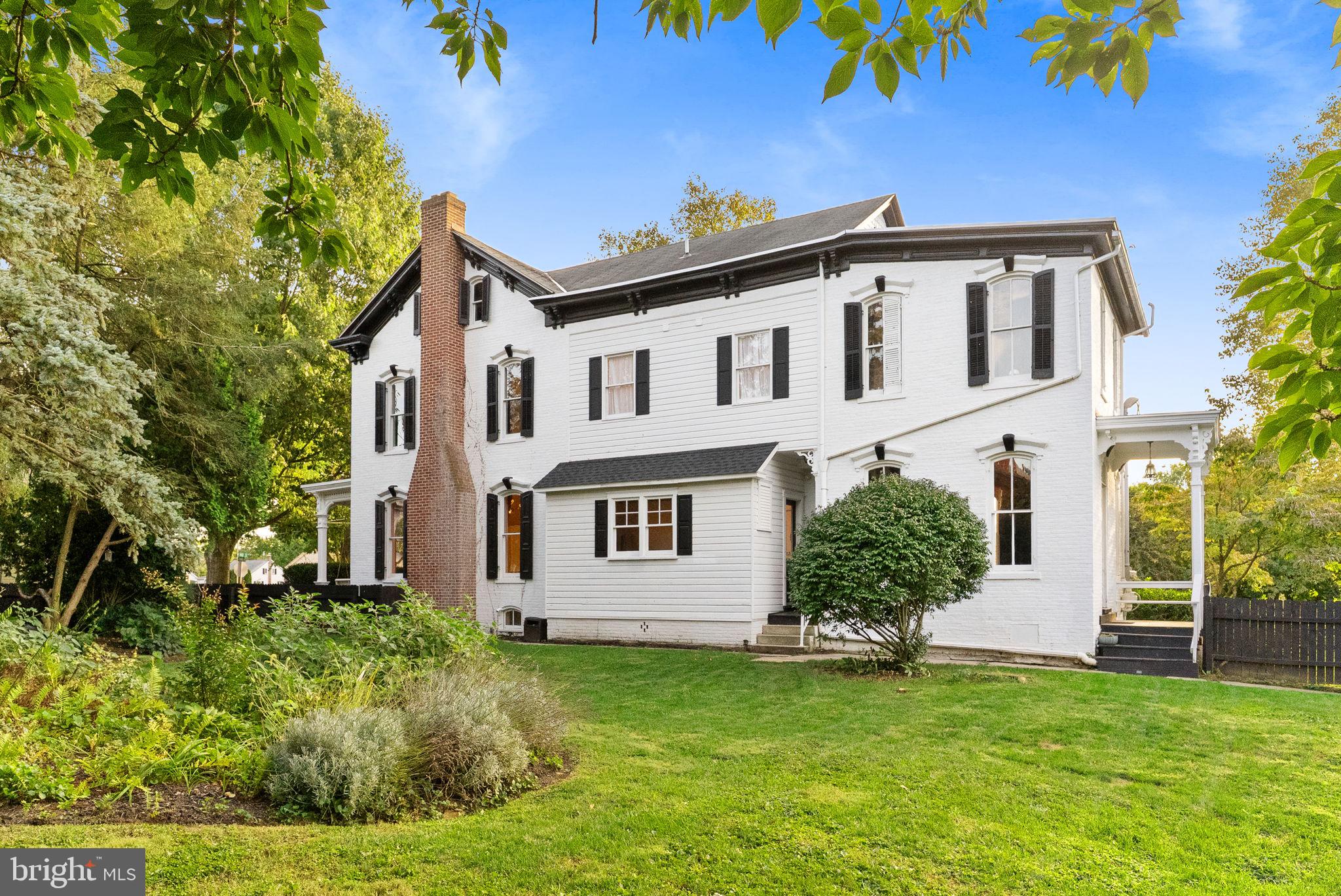 MAYTOWN - Residential