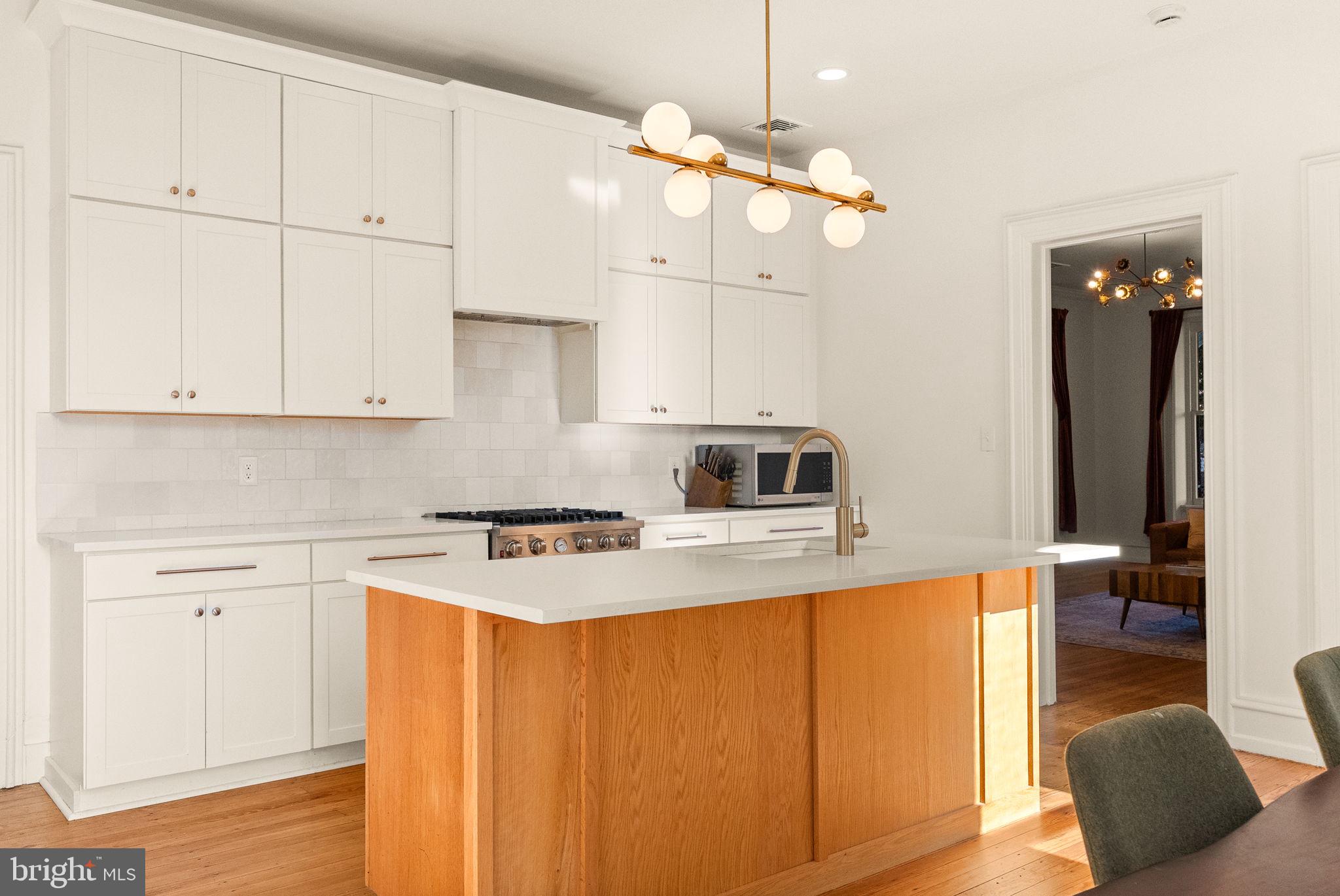 MAYTOWN - Residential