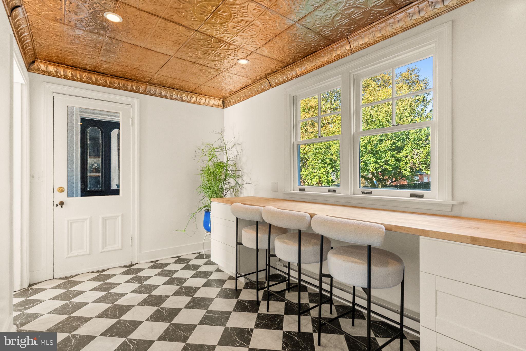 MAYTOWN - Residential