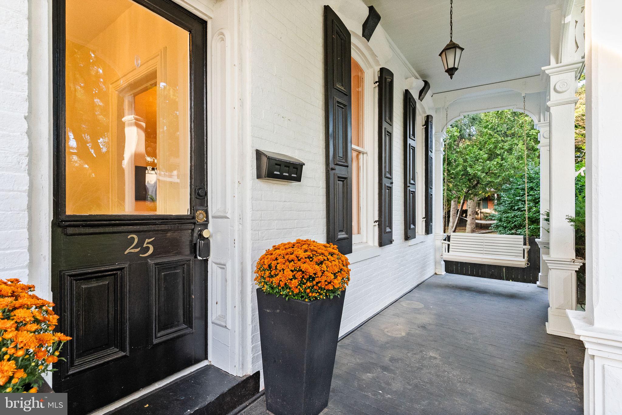 MAYTOWN - Residential