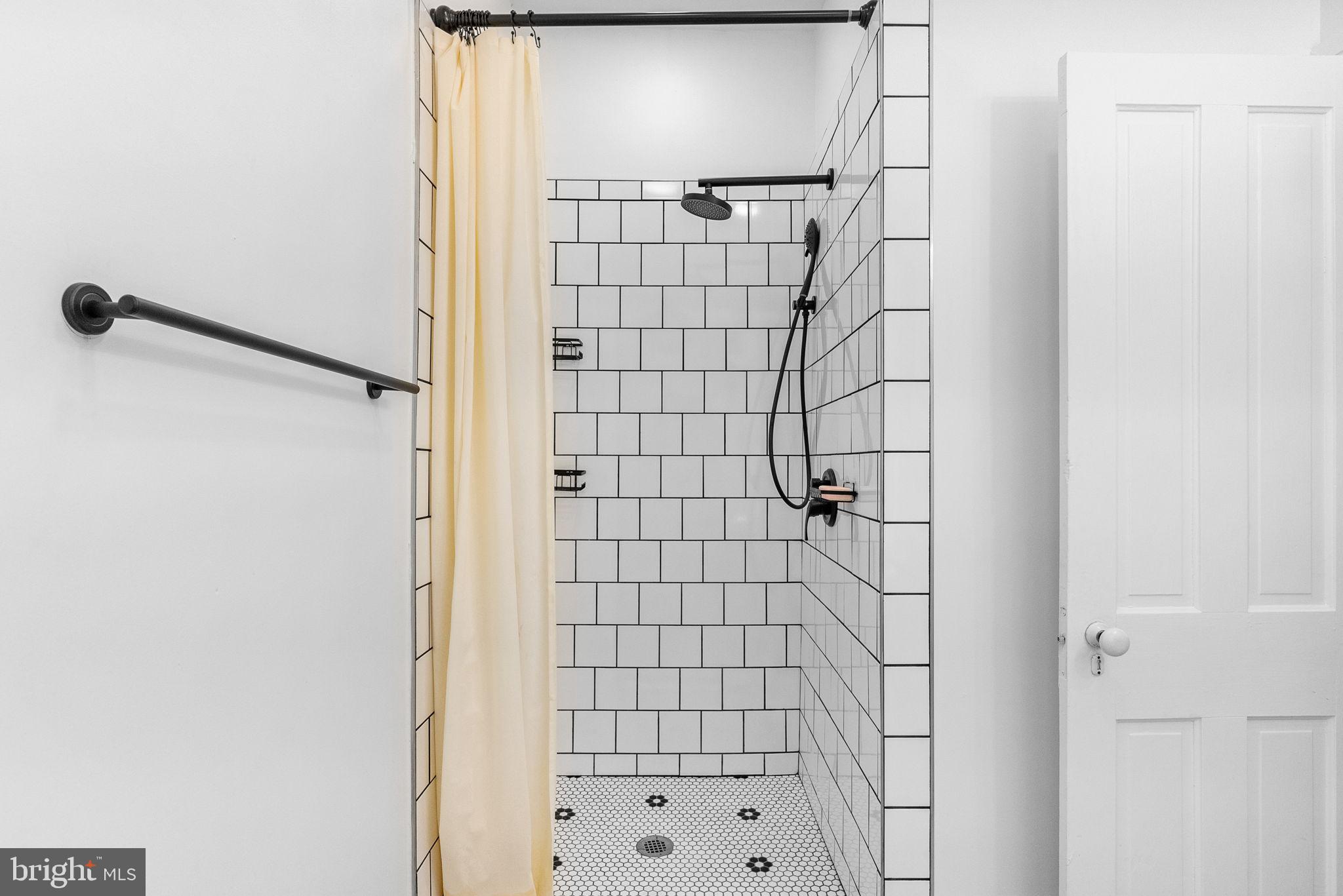 MAYTOWN - Residential