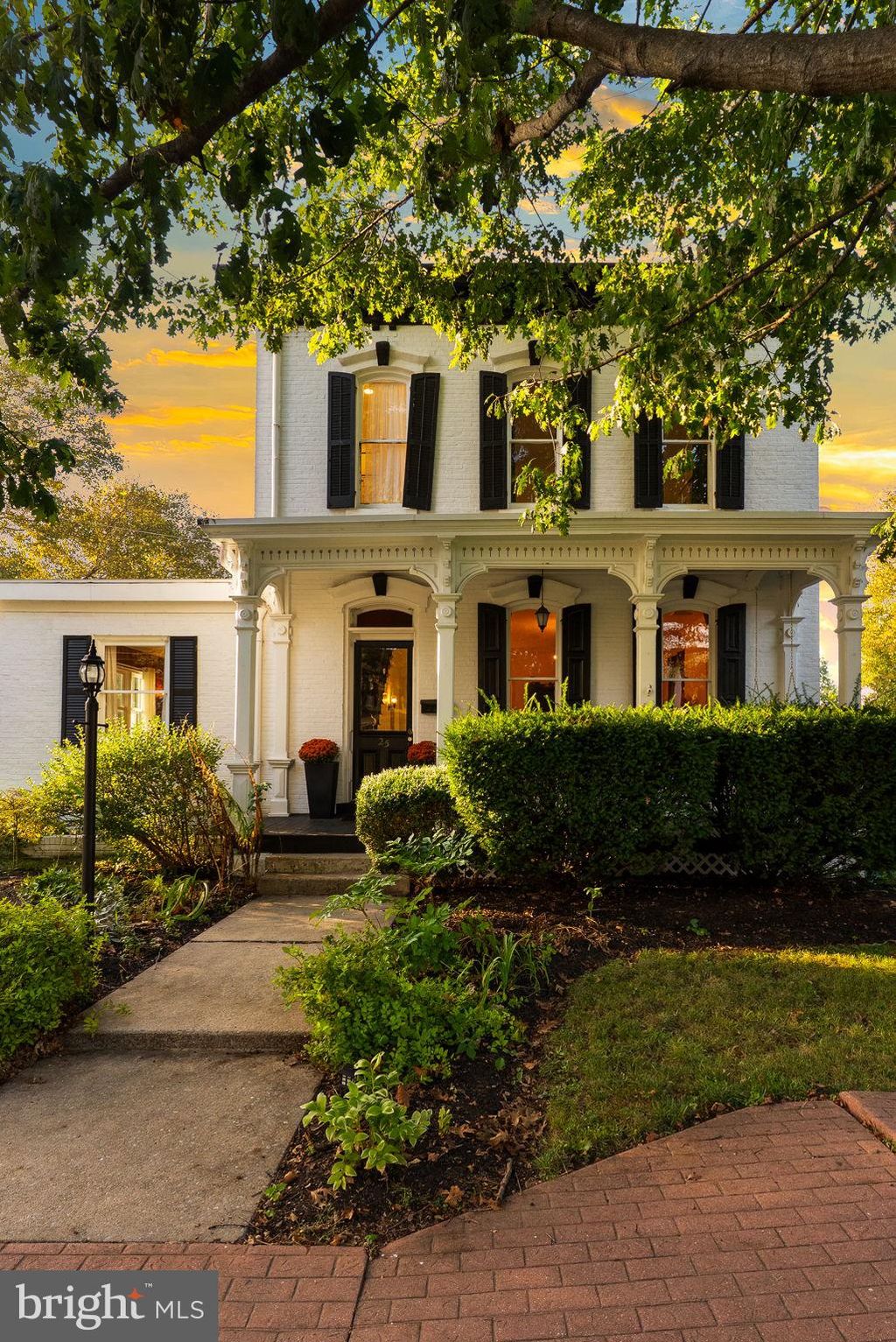 Photo of 25 W High Street, MARIETTA, PA 17547 (MLS # PALA2077008)