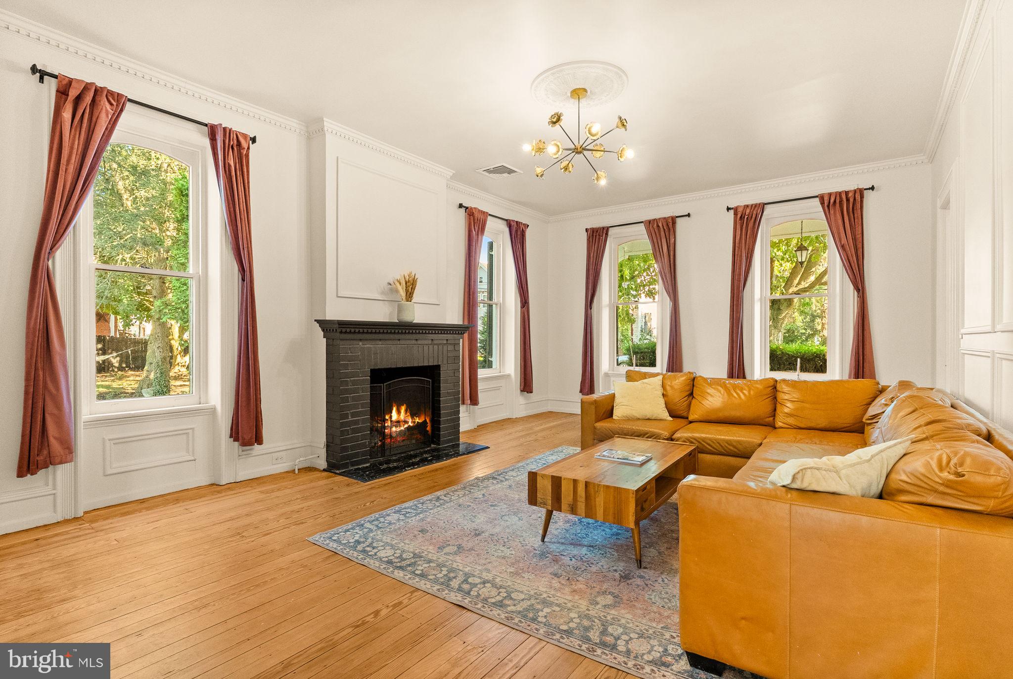 MAYTOWN - Residential