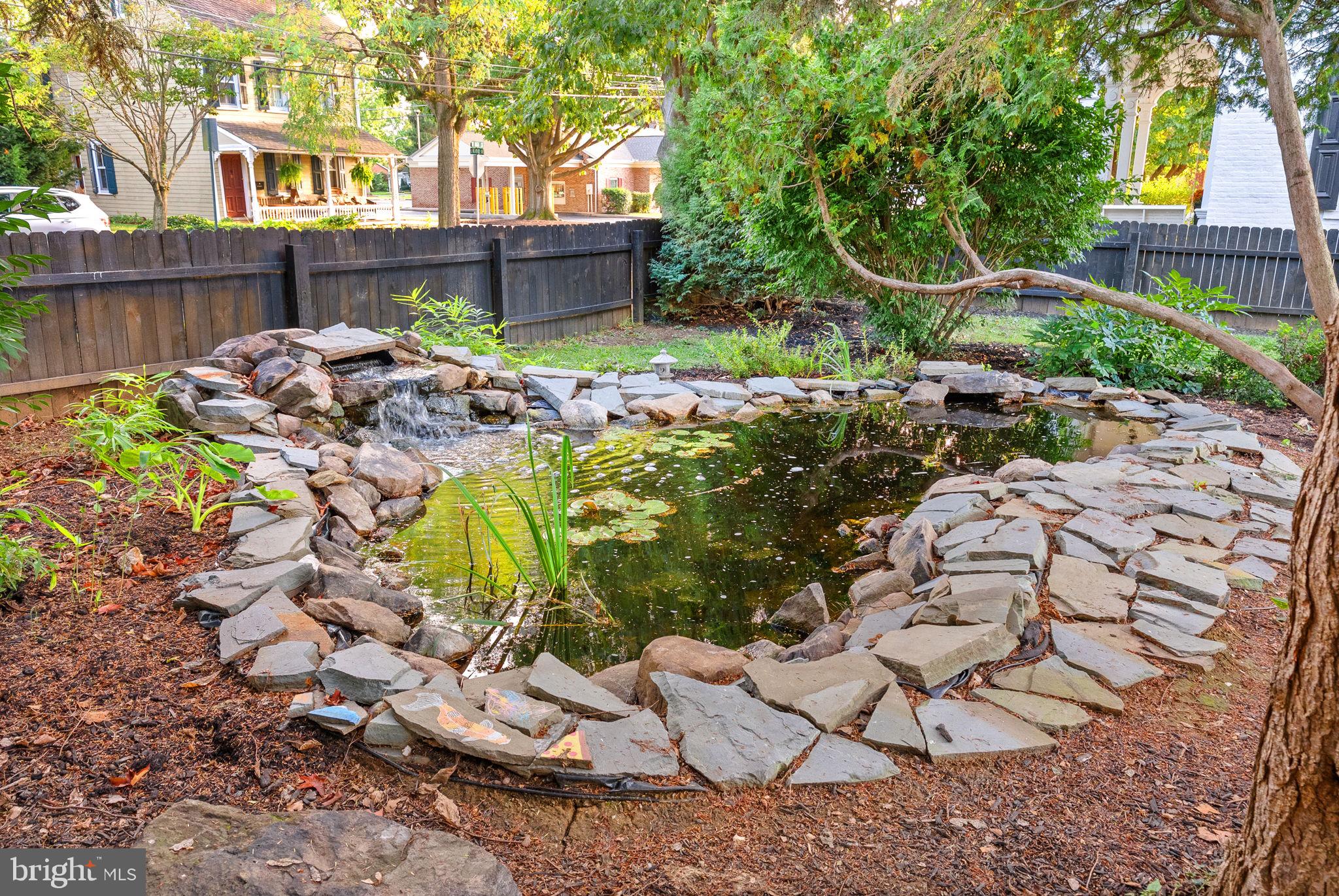 MAYTOWN - Residential