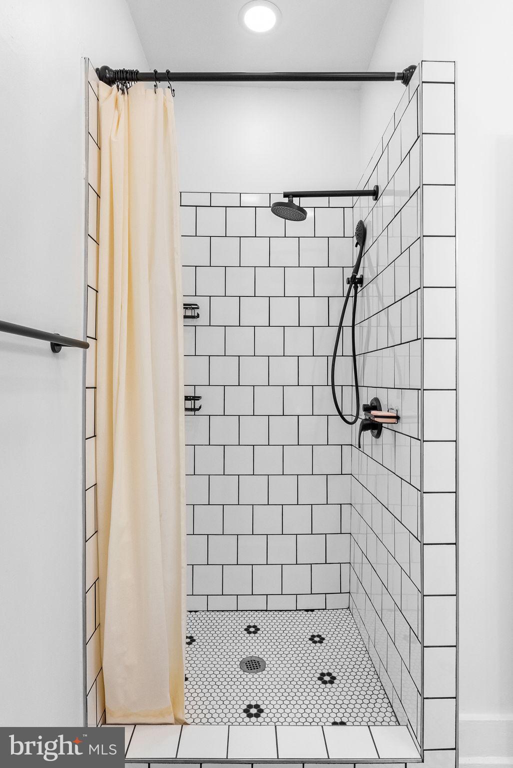 MAYTOWN - Residential