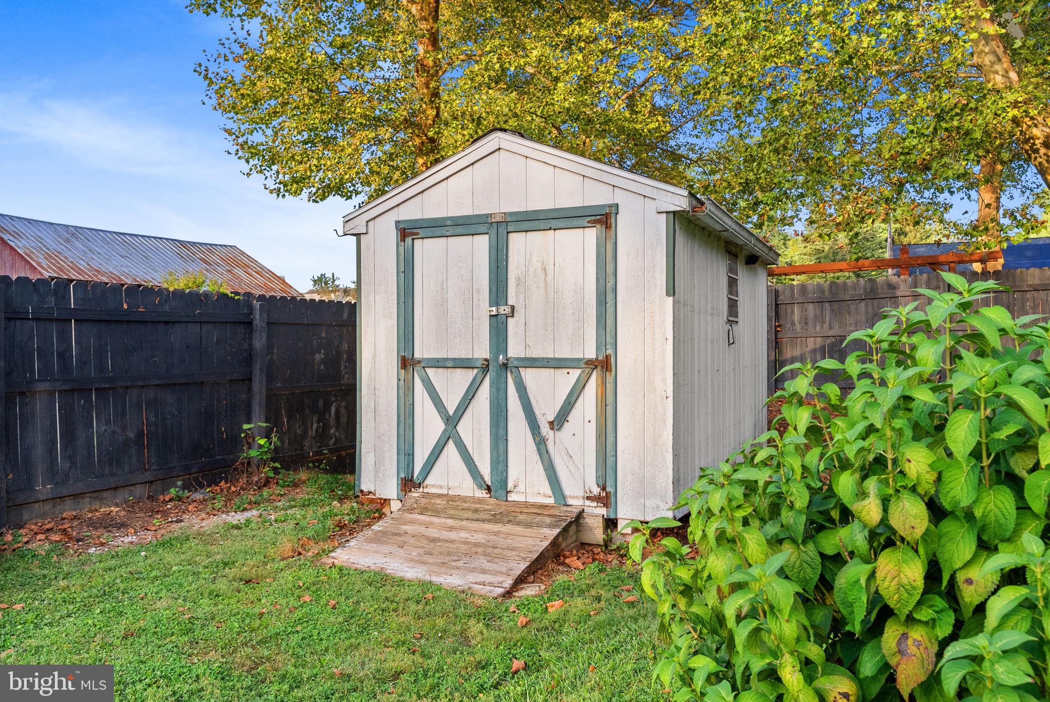 MAYTOWN - Residential