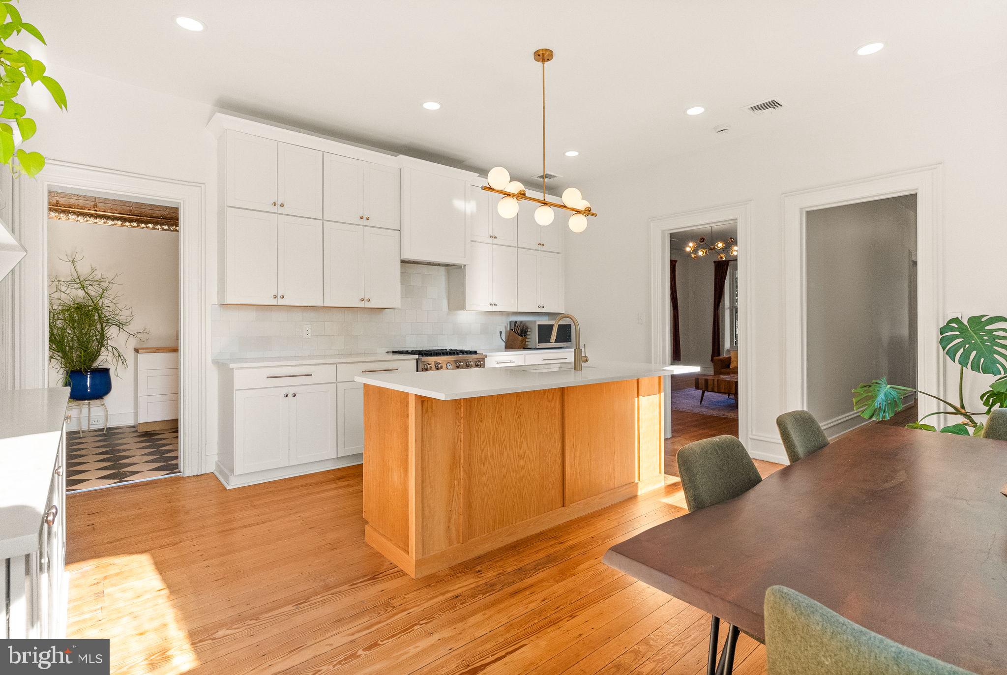 MAYTOWN - Residential