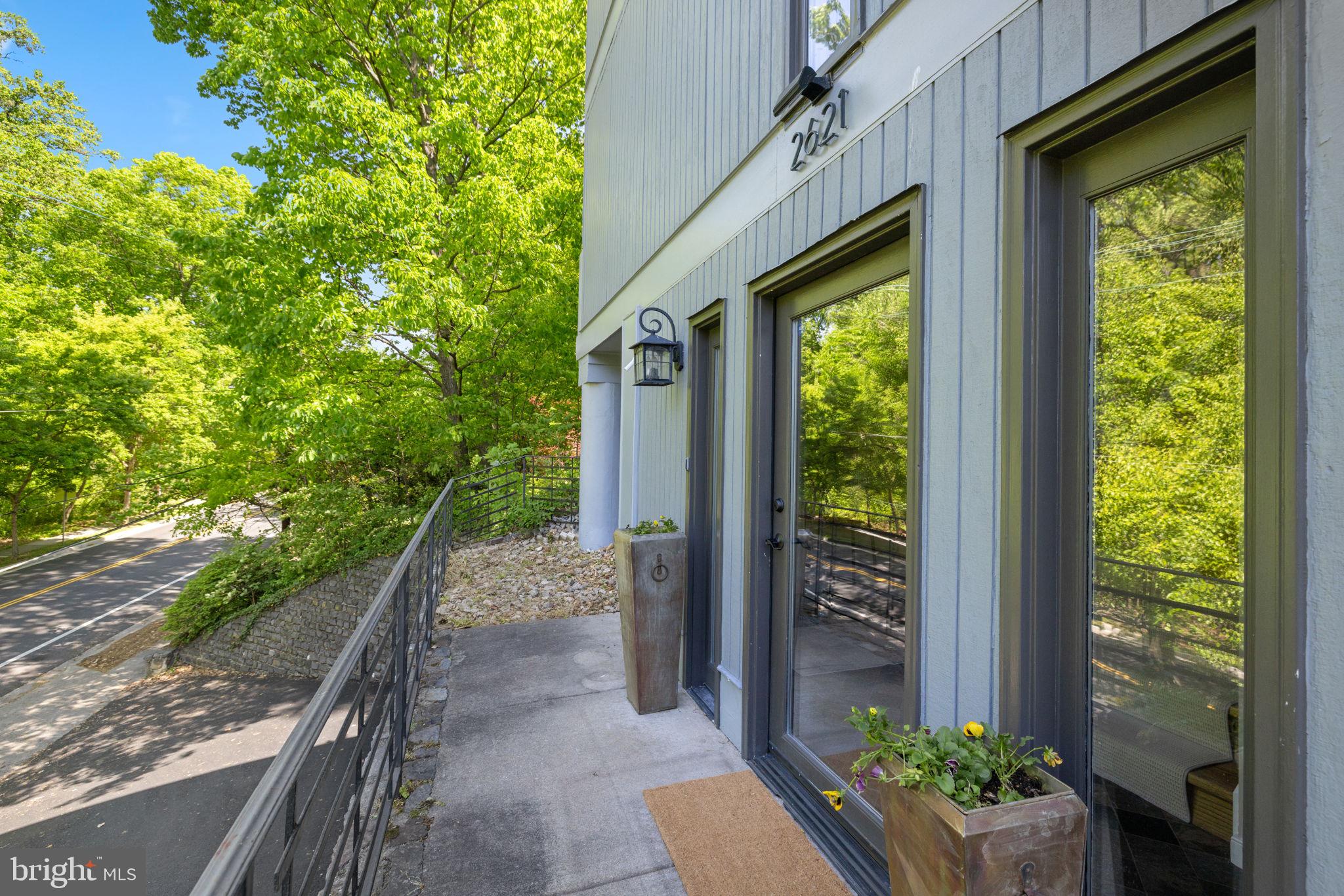 2621 S ARLINGTON RIDGE ROAD