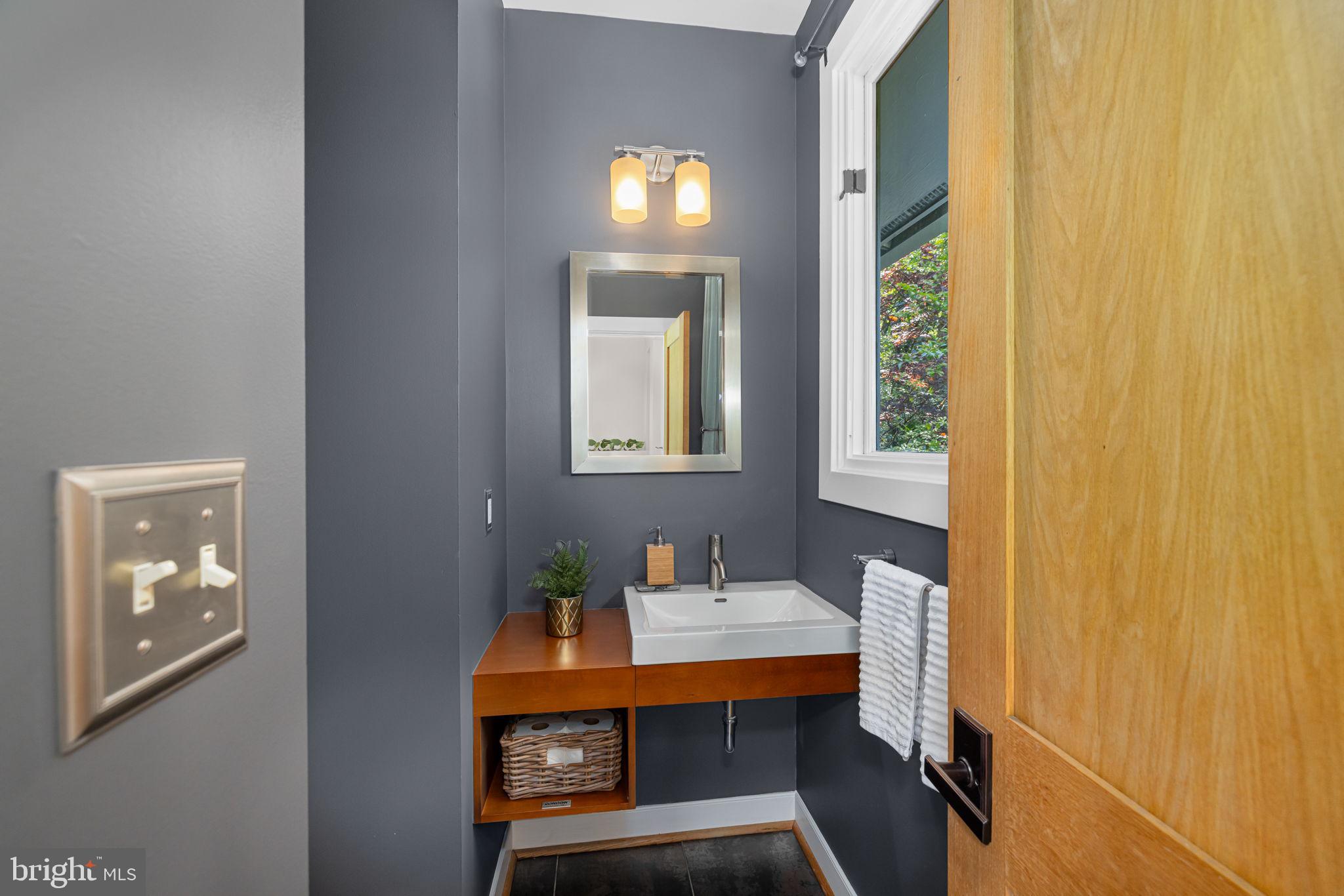 AURORA HILLS - Residential