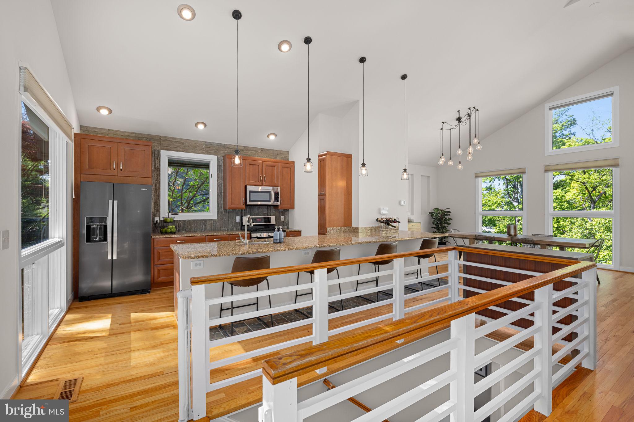 AURORA HILLS - Residential