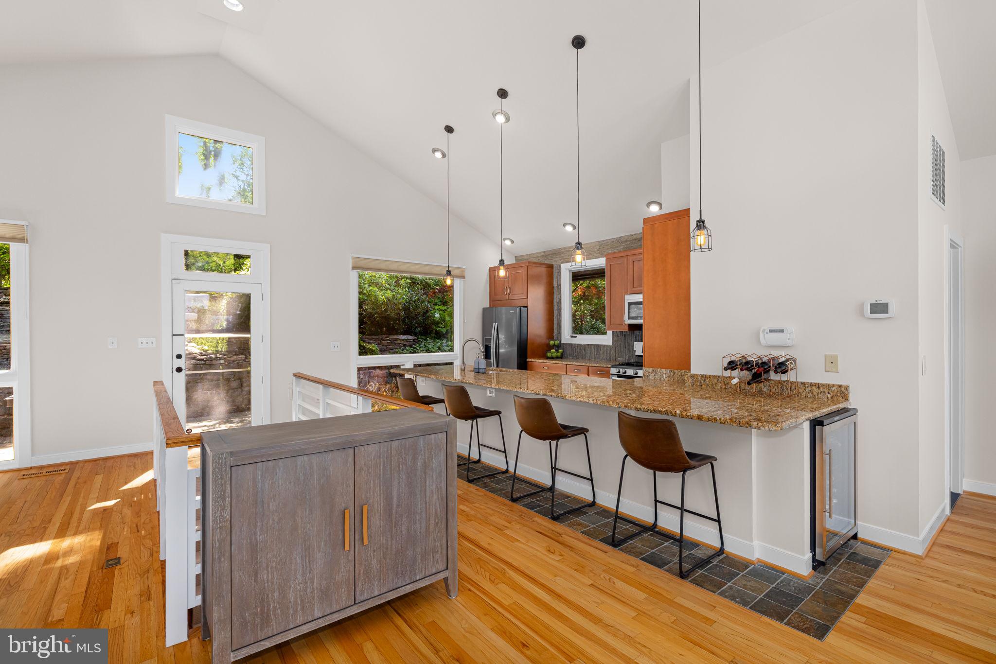 AURORA HILLS - Residential