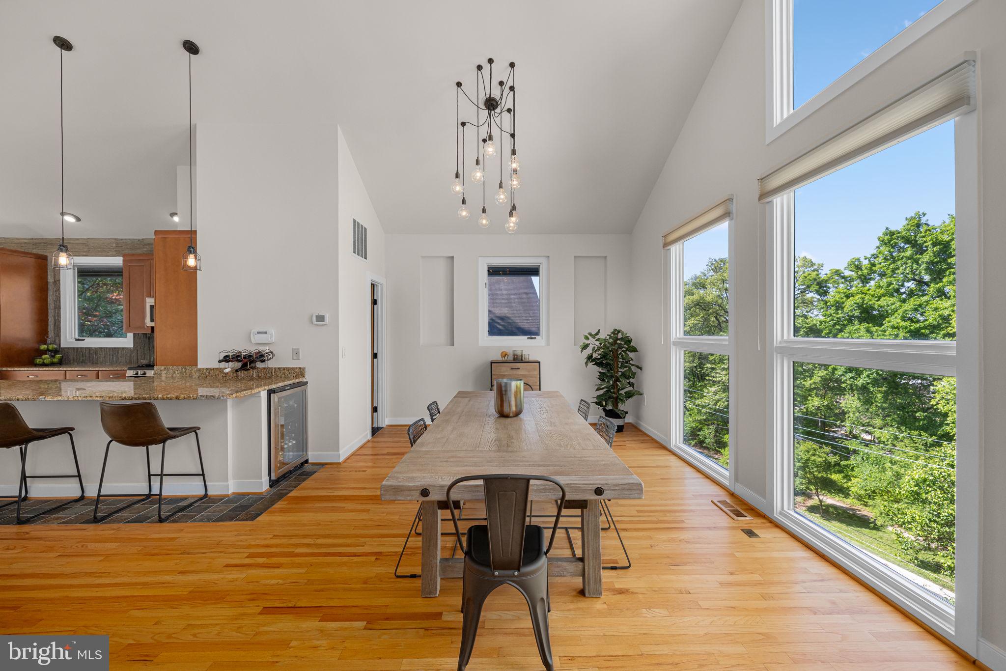 AURORA HILLS - Residential