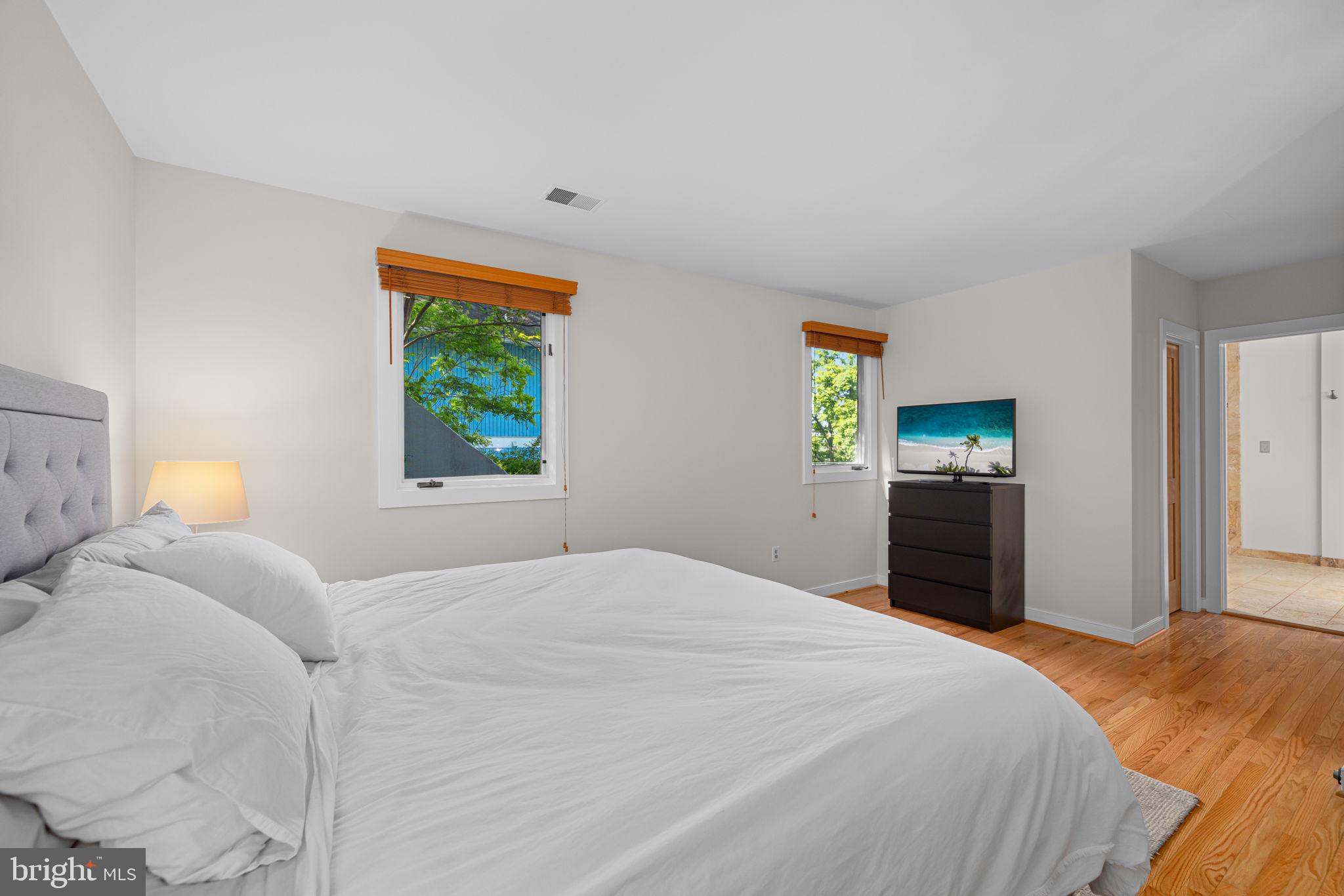 AURORA HILLS - Residential