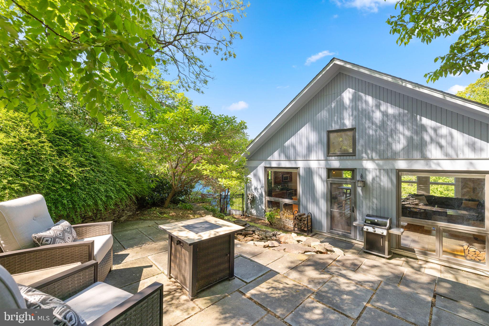 AURORA HILLS - Residential