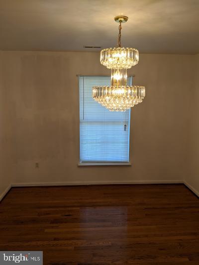 ST CHARLES SUB - DORCHESTER - Residential Lease