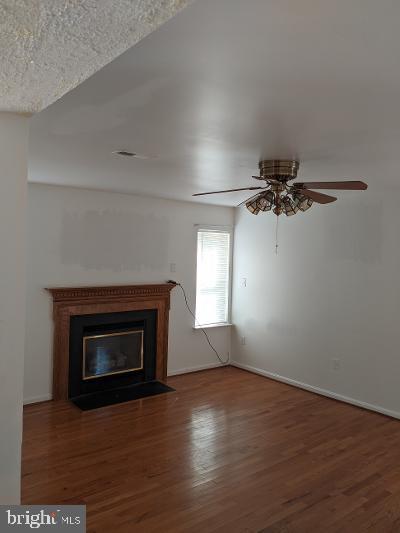 ST CHARLES SUB - DORCHESTER - Residential Lease