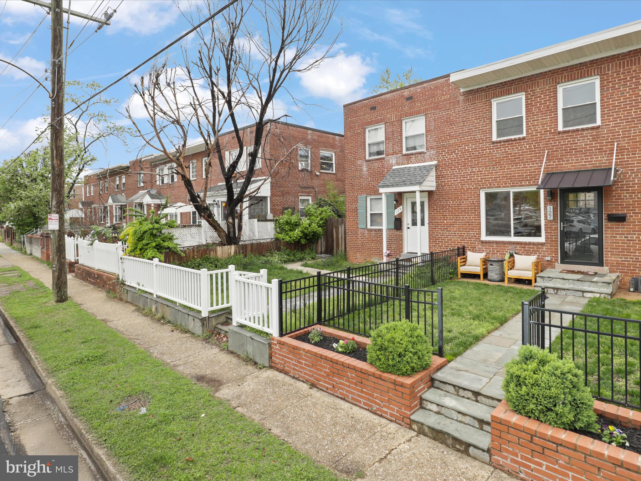 HUME SPRINGS - Residential Lease