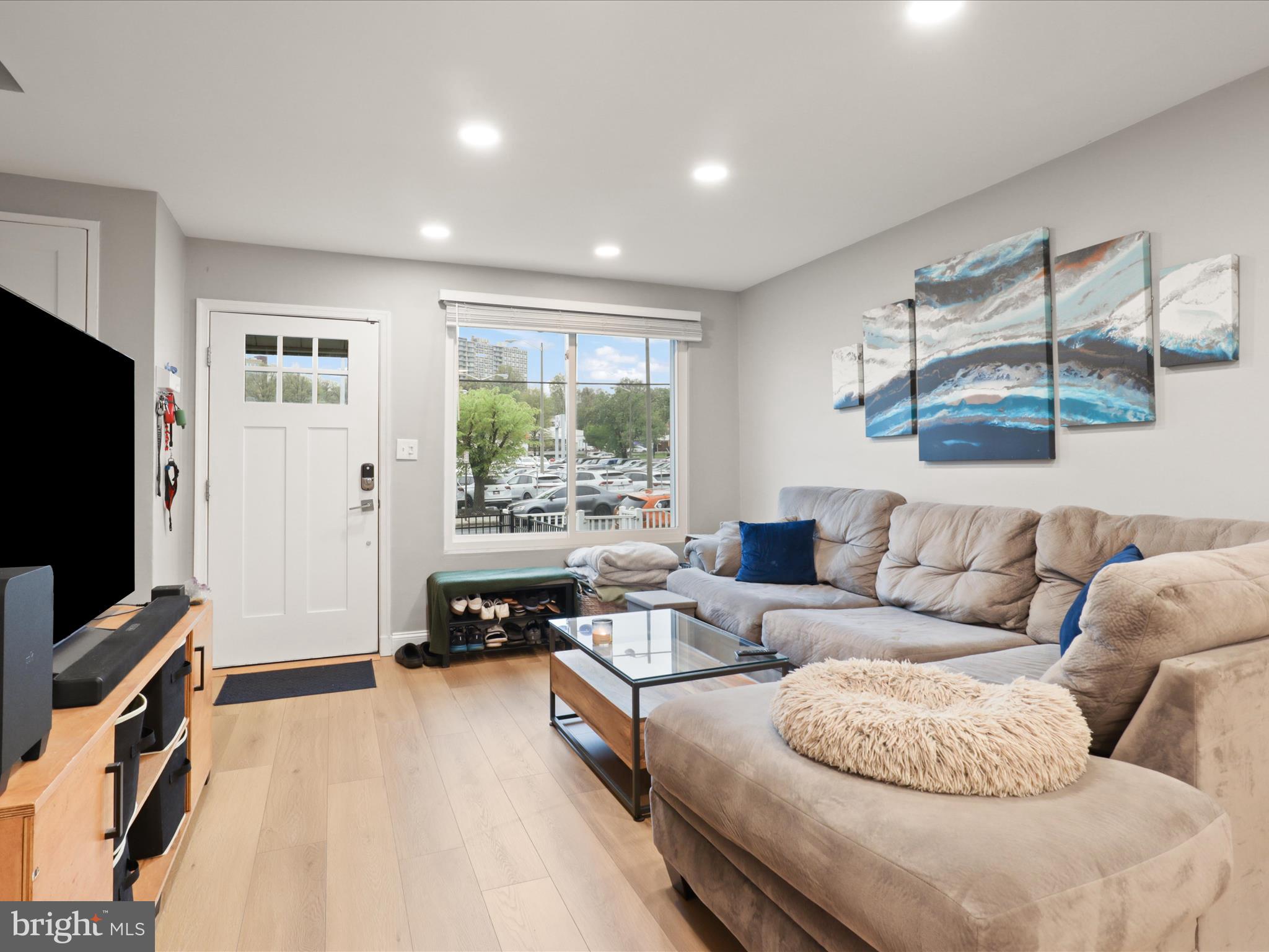 HUME SPRINGS - Residential Lease