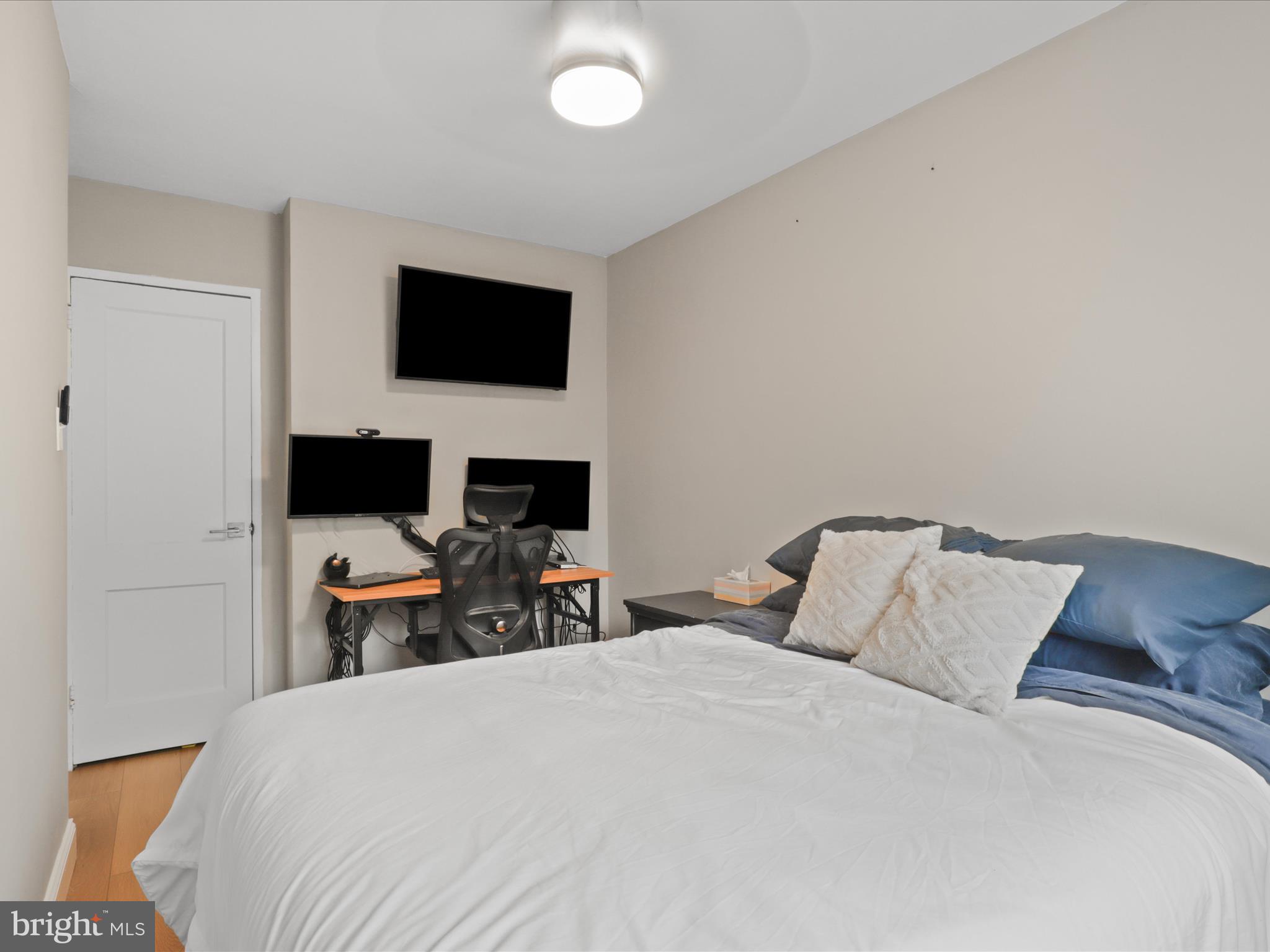 HUME SPRINGS - Residential Lease