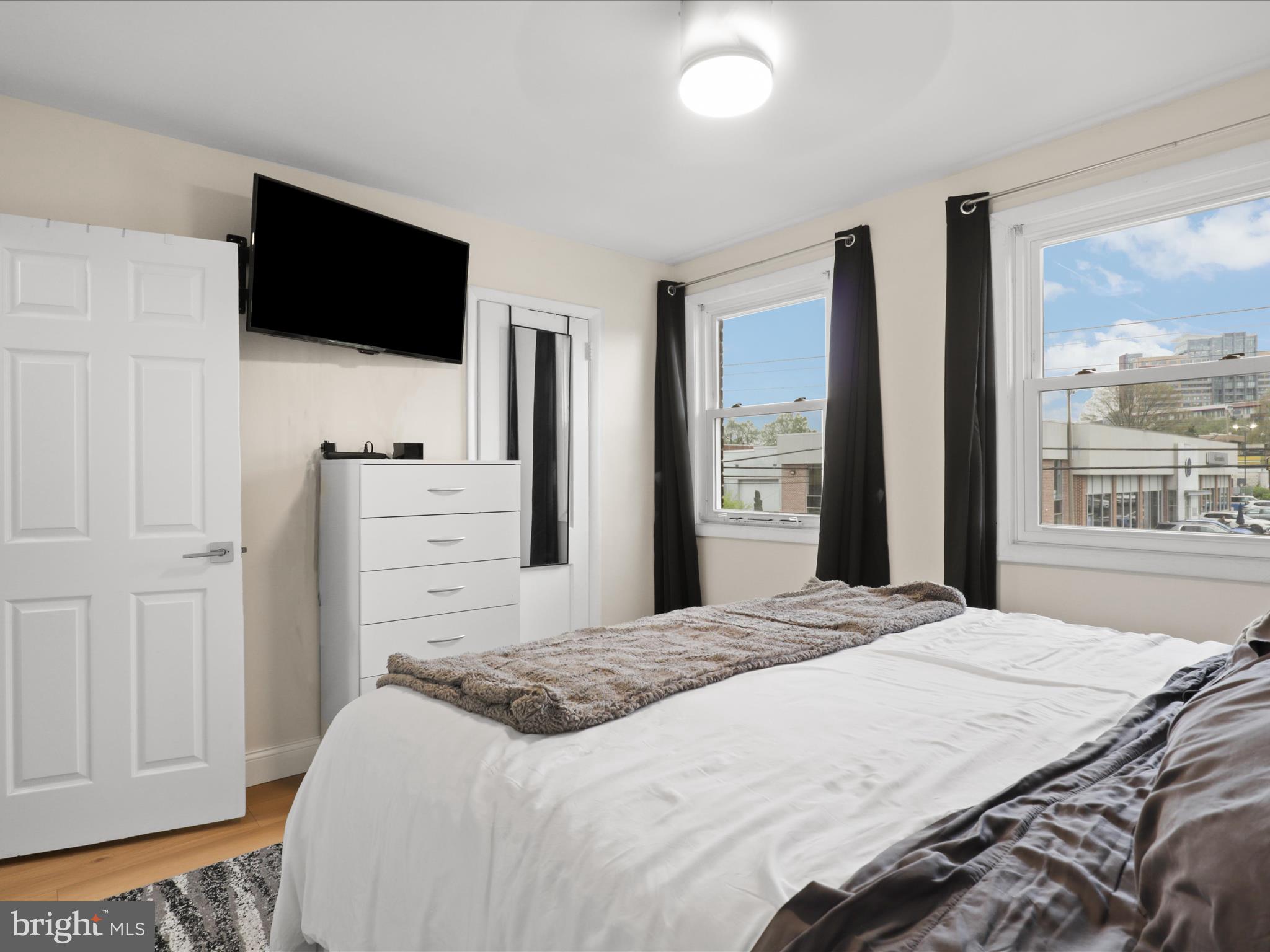 HUME SPRINGS - Residential Lease