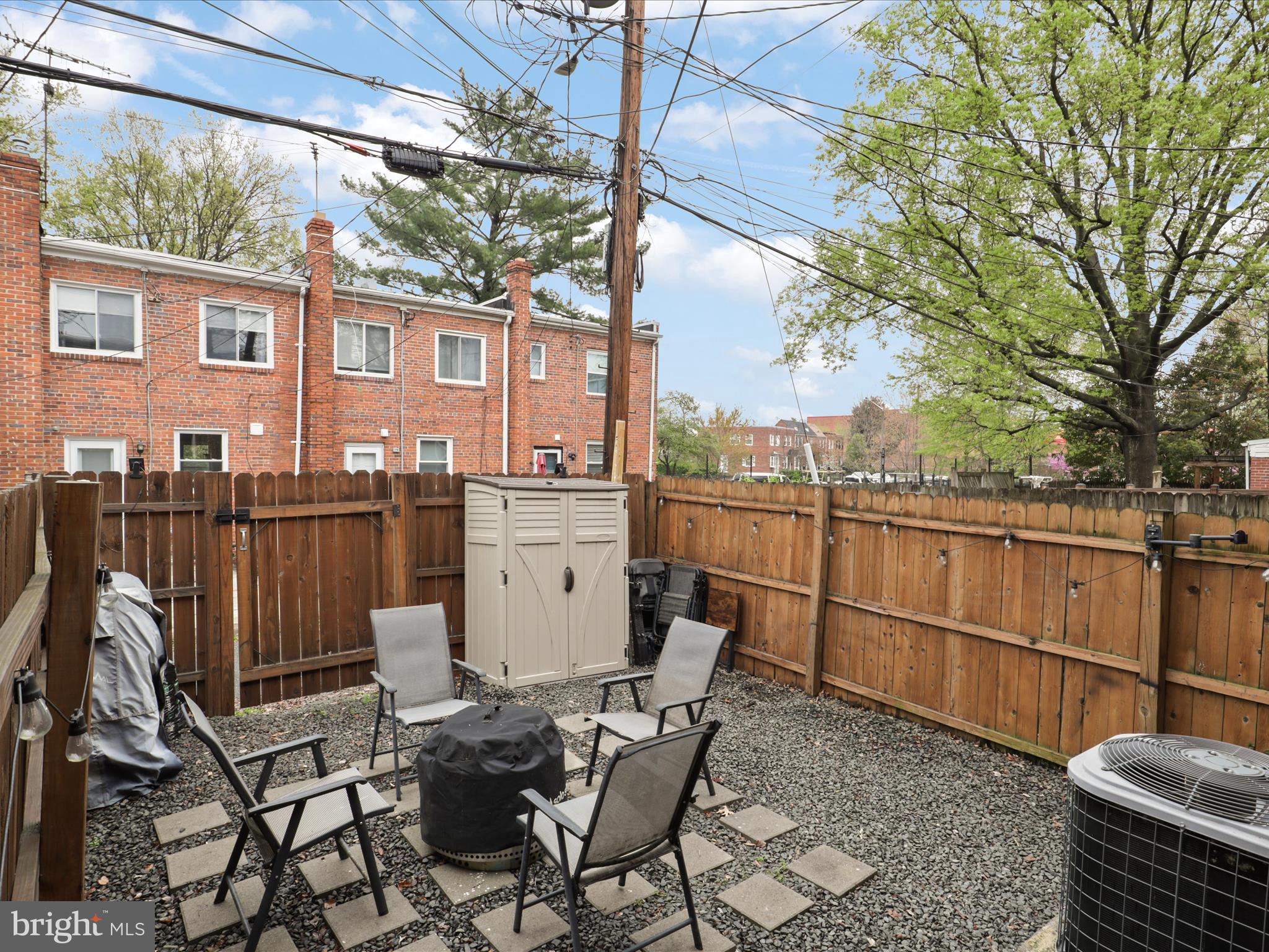 HUME SPRINGS - Residential Lease